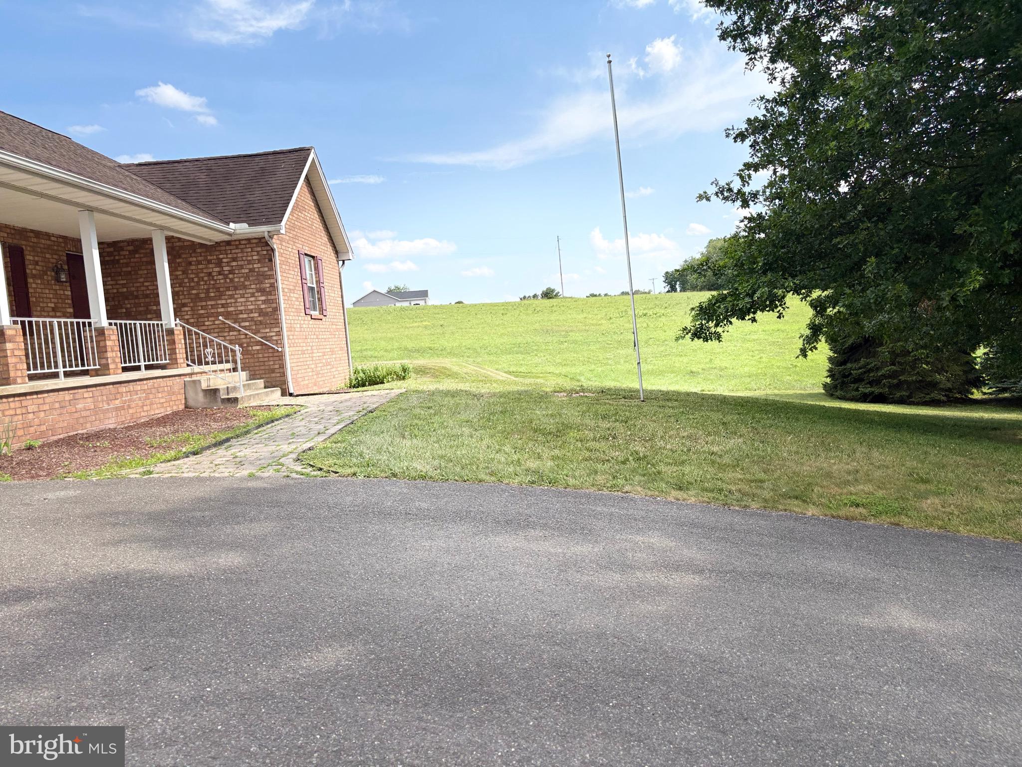 218 HEAVENLY ACRES RIDGE ROAD