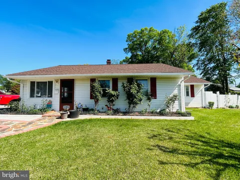 1001 Shelby Drive, Oxon Hill, MD MLS: MDPG2150264