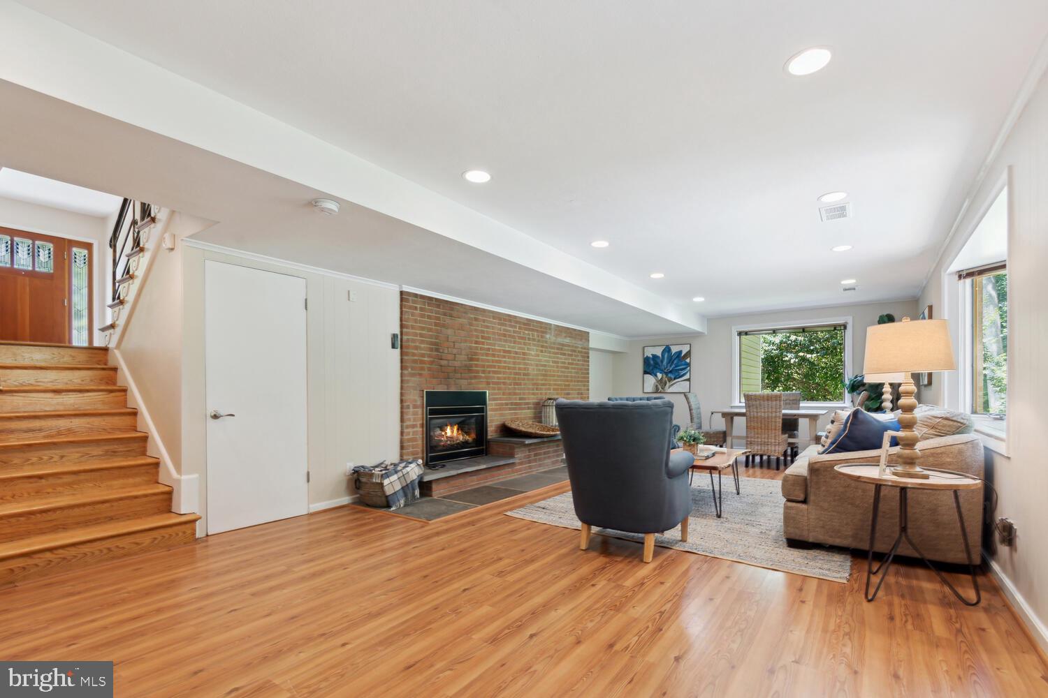 PARKCREST - Residential