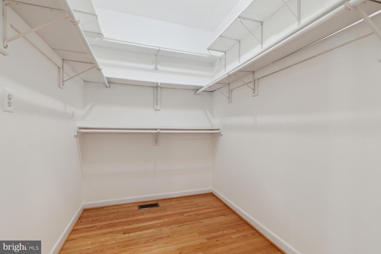 PARKCREST - Residential