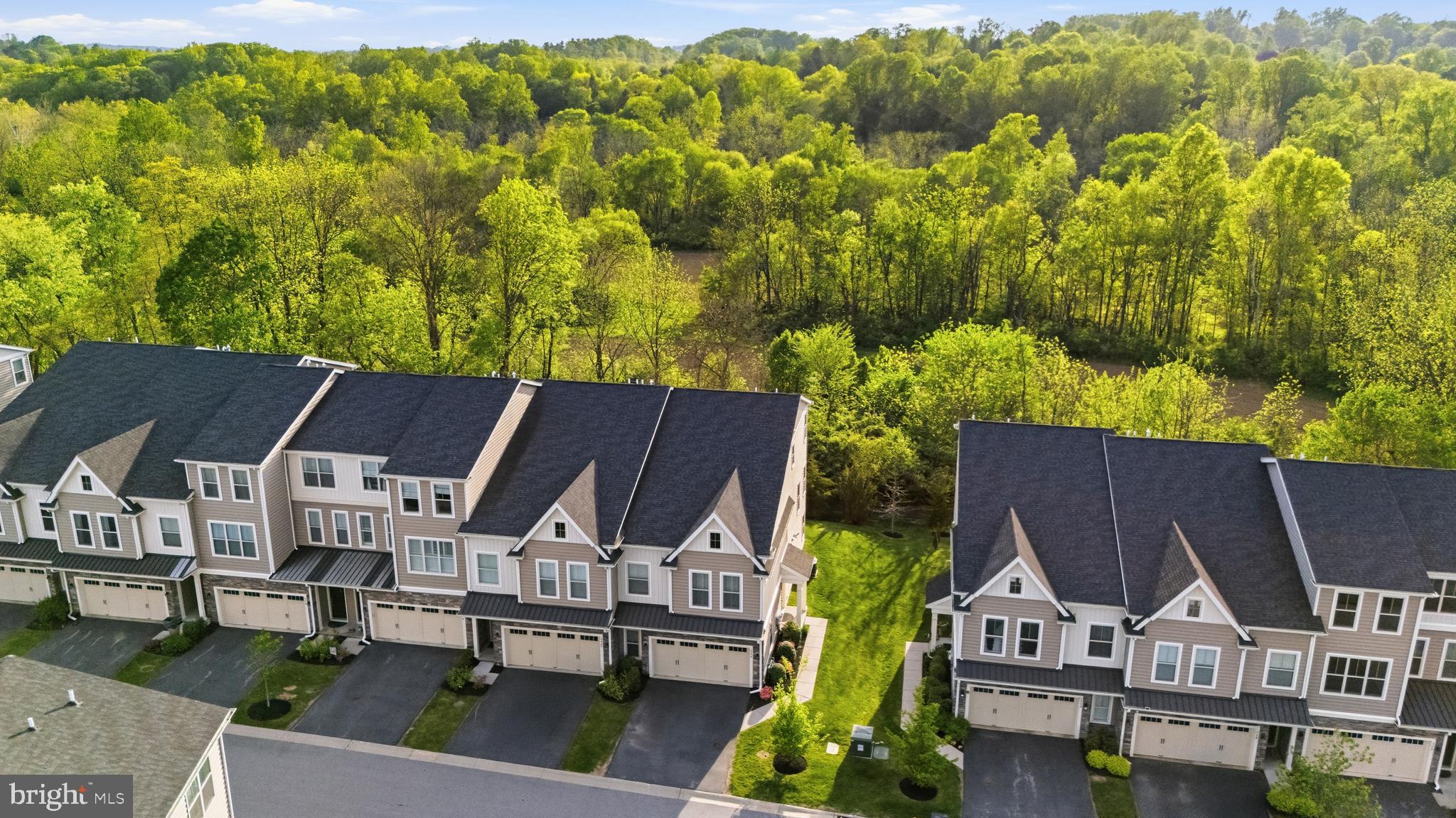 WALNUT WALK - Residential