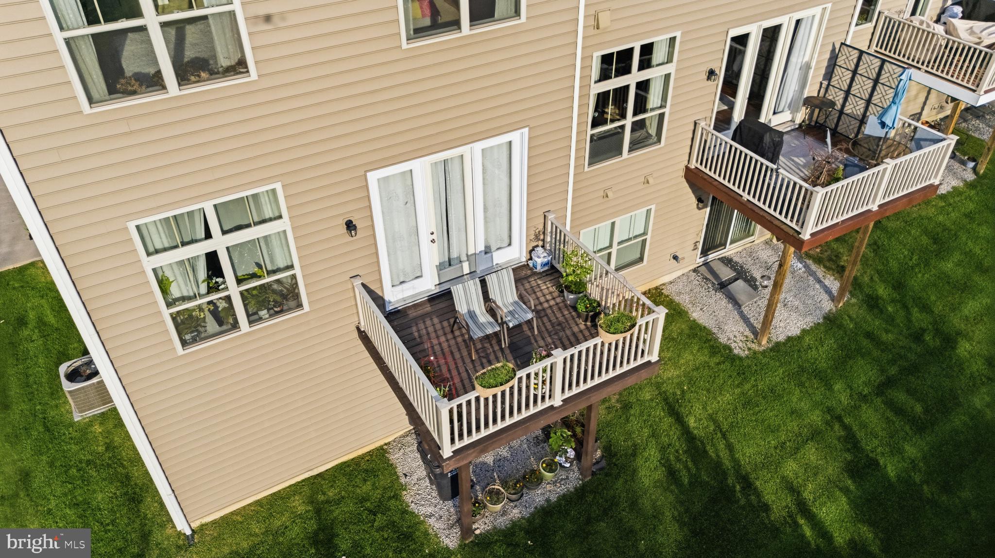 WALNUT WALK - Residential