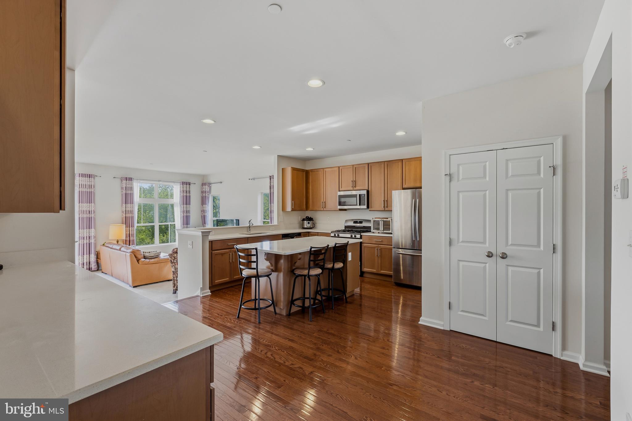 WALNUT WALK - Residential