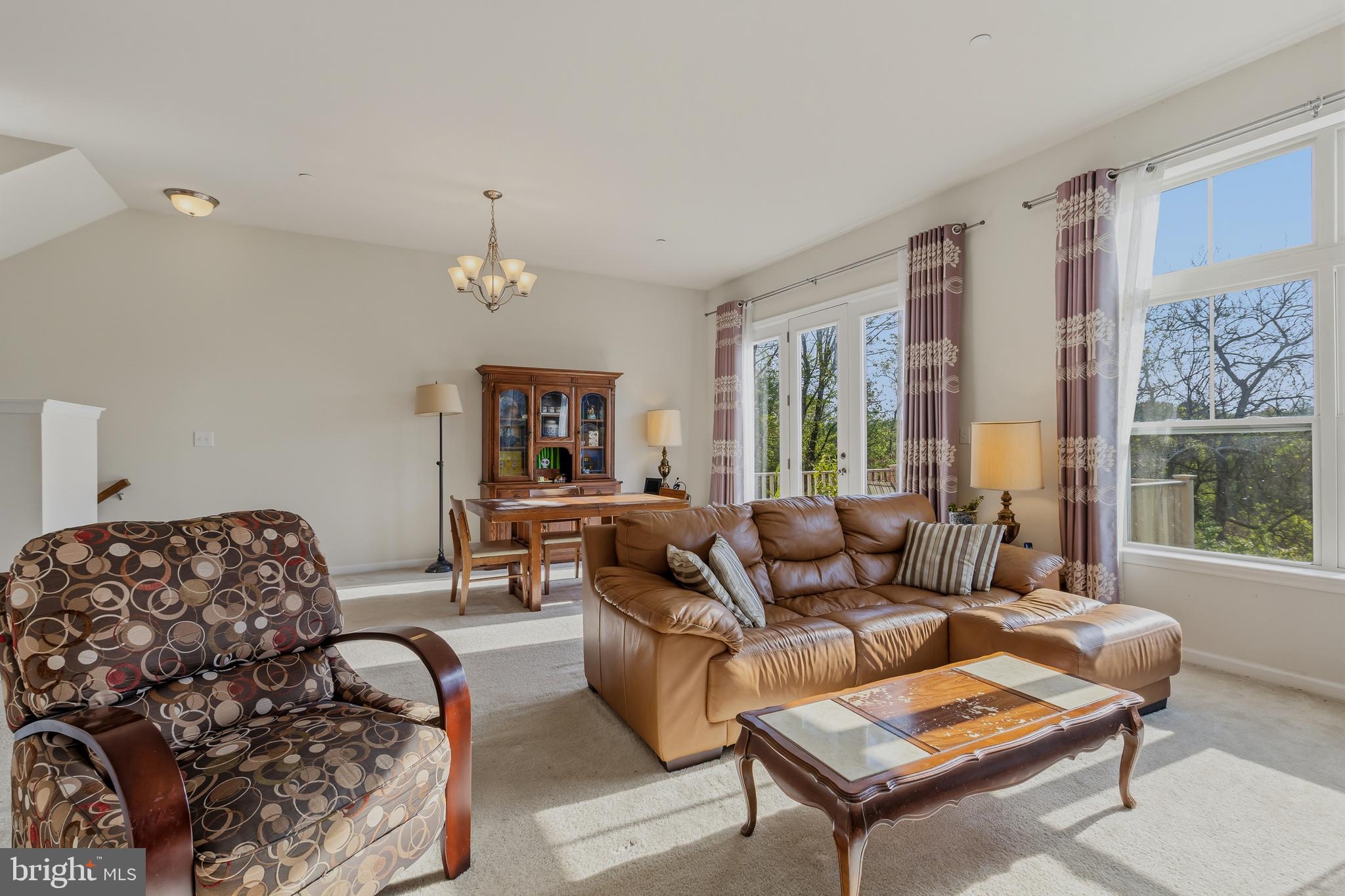 WALNUT WALK - Residential