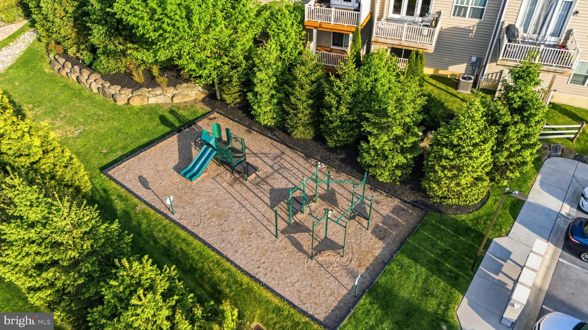WALNUT WALK - Residential