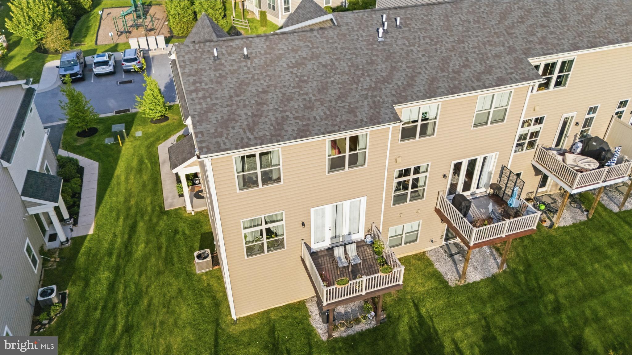 WALNUT WALK - Residential
