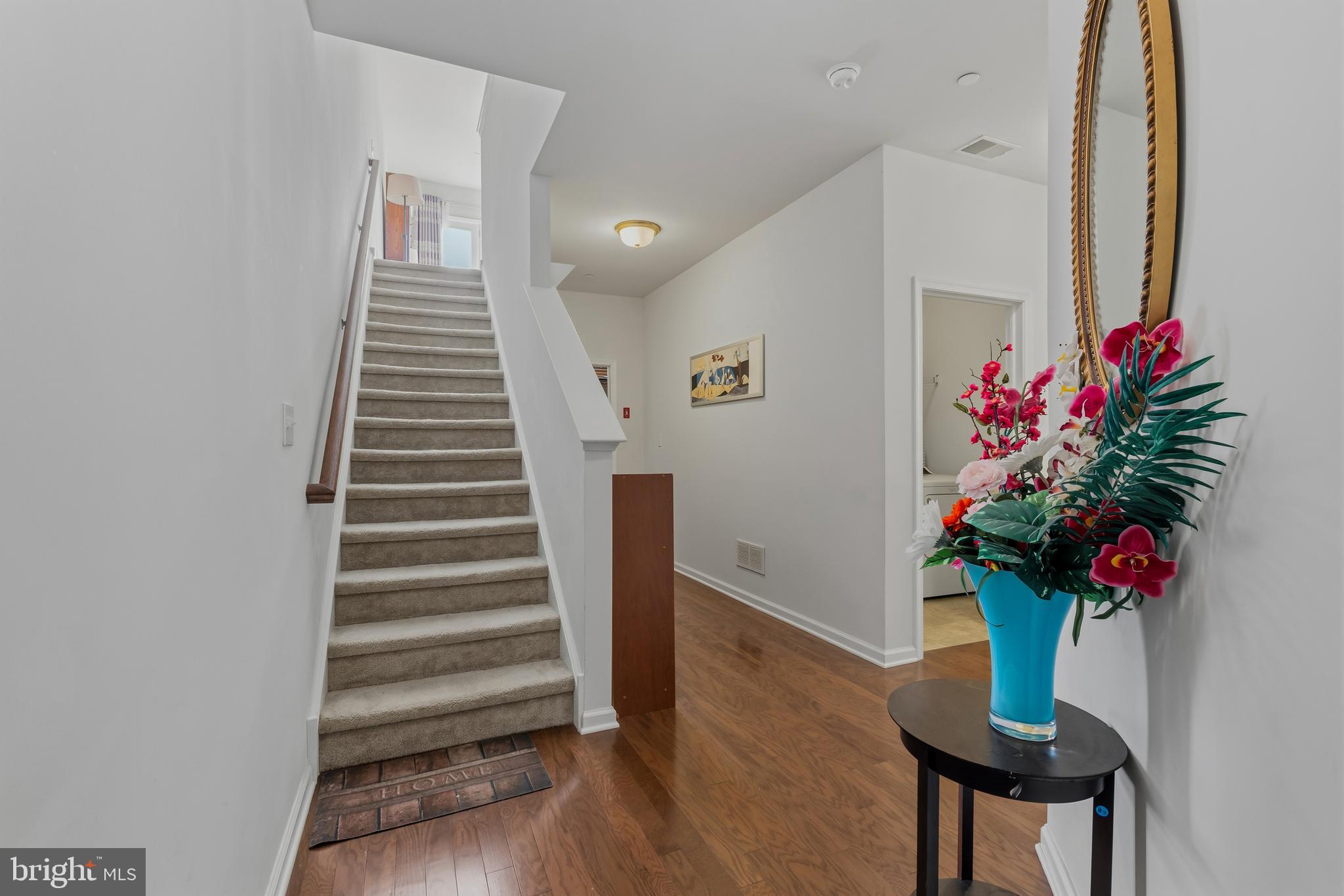 WALNUT WALK - Residential