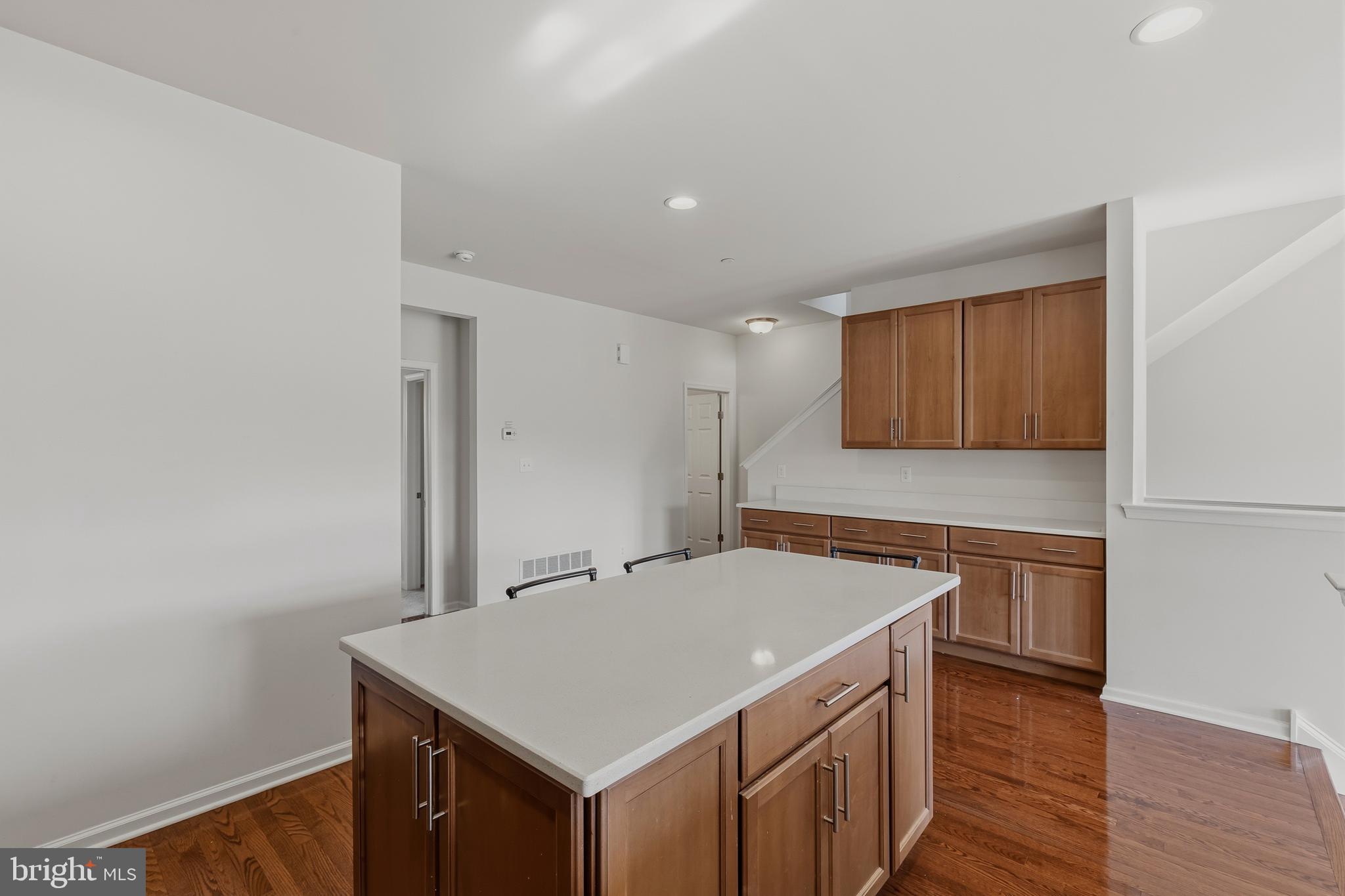 WALNUT WALK - Residential