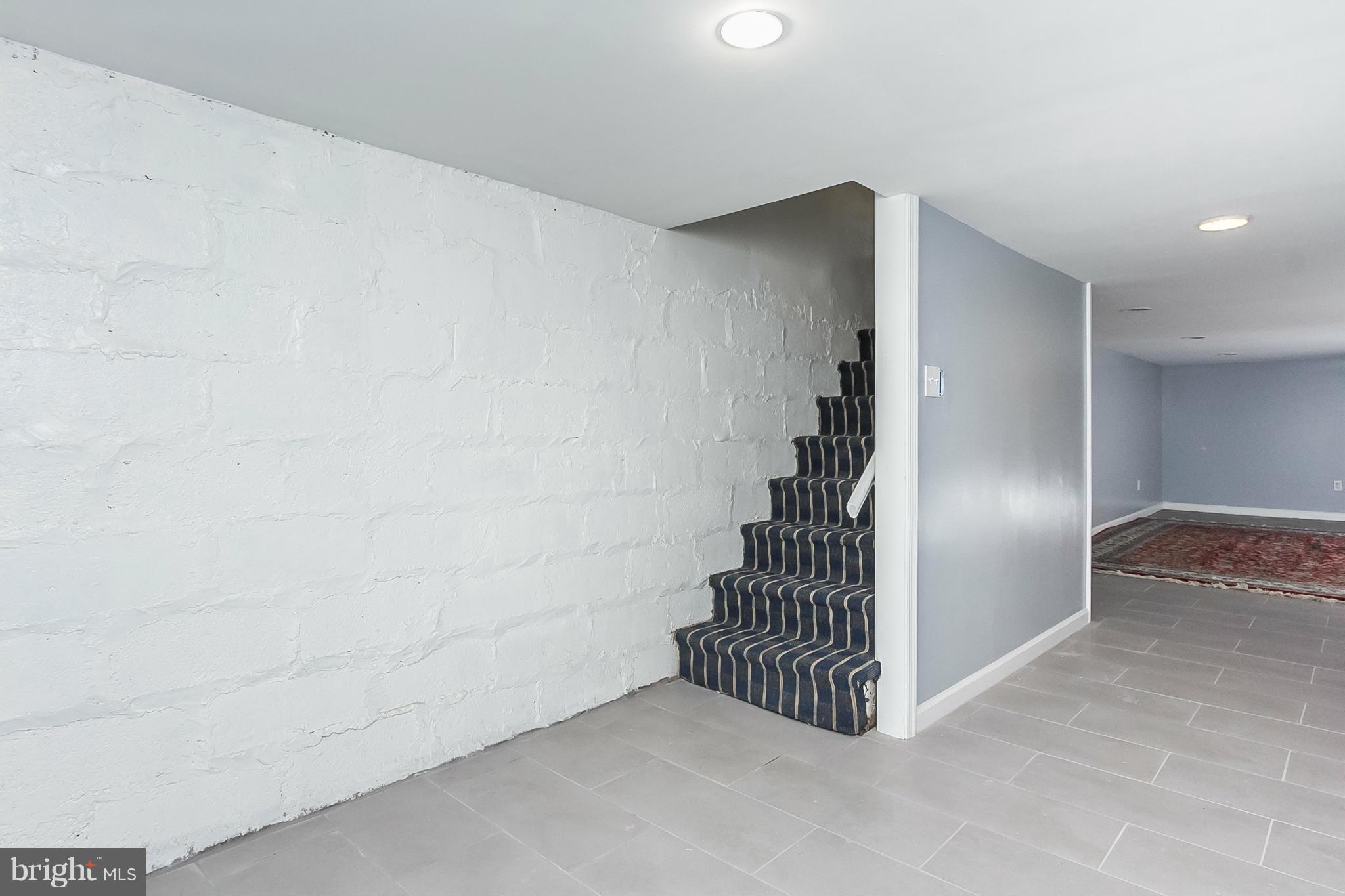 LAURAVILLE HISTORIC DISTRICT - Residential