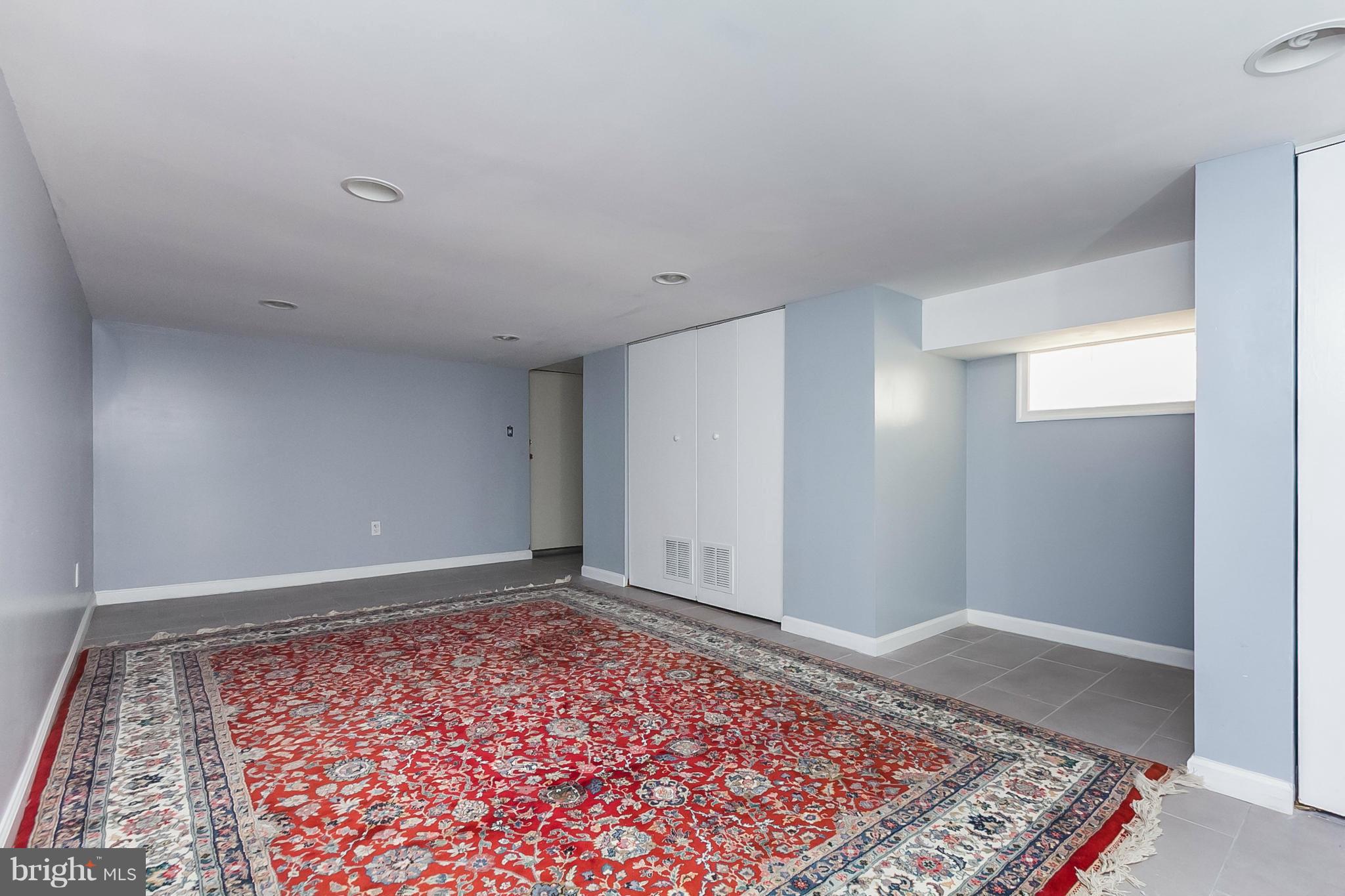 LAURAVILLE HISTORIC DISTRICT - Residential