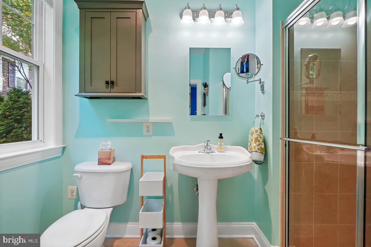 MEADOW RIDGE VILLAS - Residential