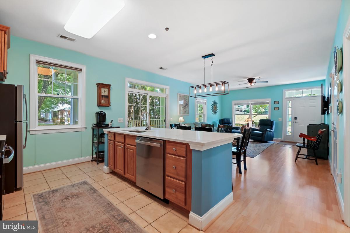 MEADOW RIDGE VILLAS - Residential