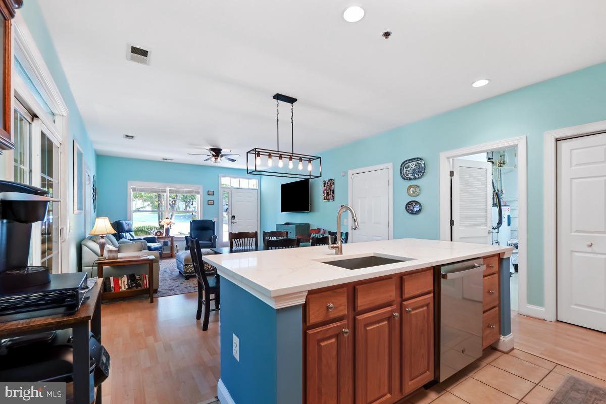 MEADOW RIDGE VILLAS - Residential