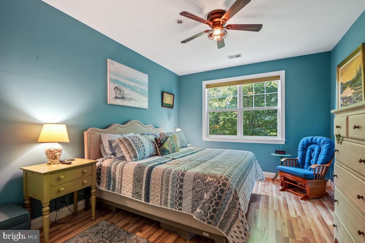 MEADOW RIDGE VILLAS - Residential