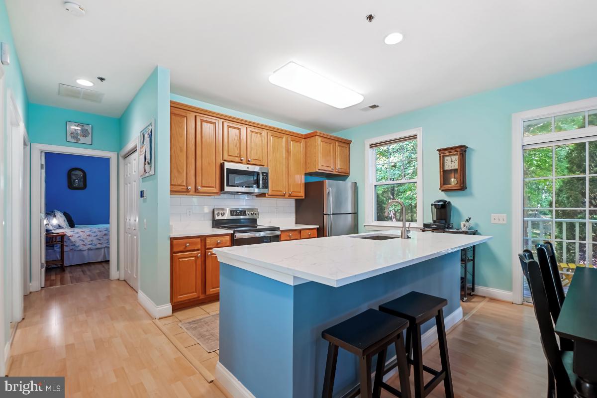 MEADOW RIDGE VILLAS - Residential