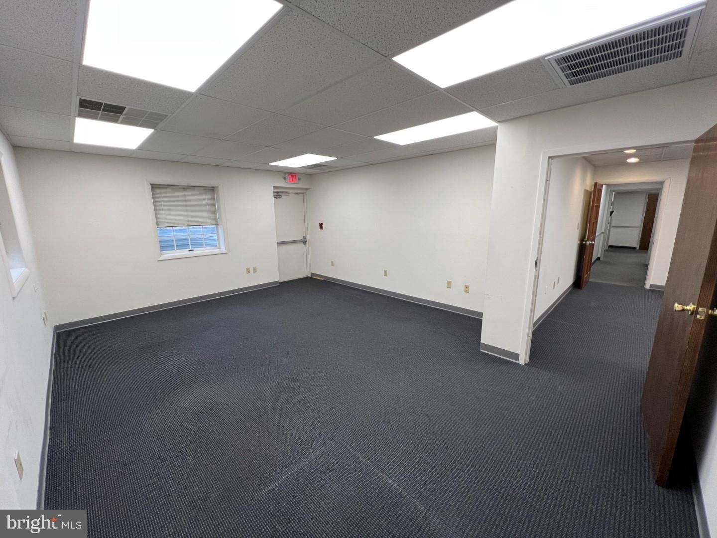 555 E LOOCKERMAN STREET 100