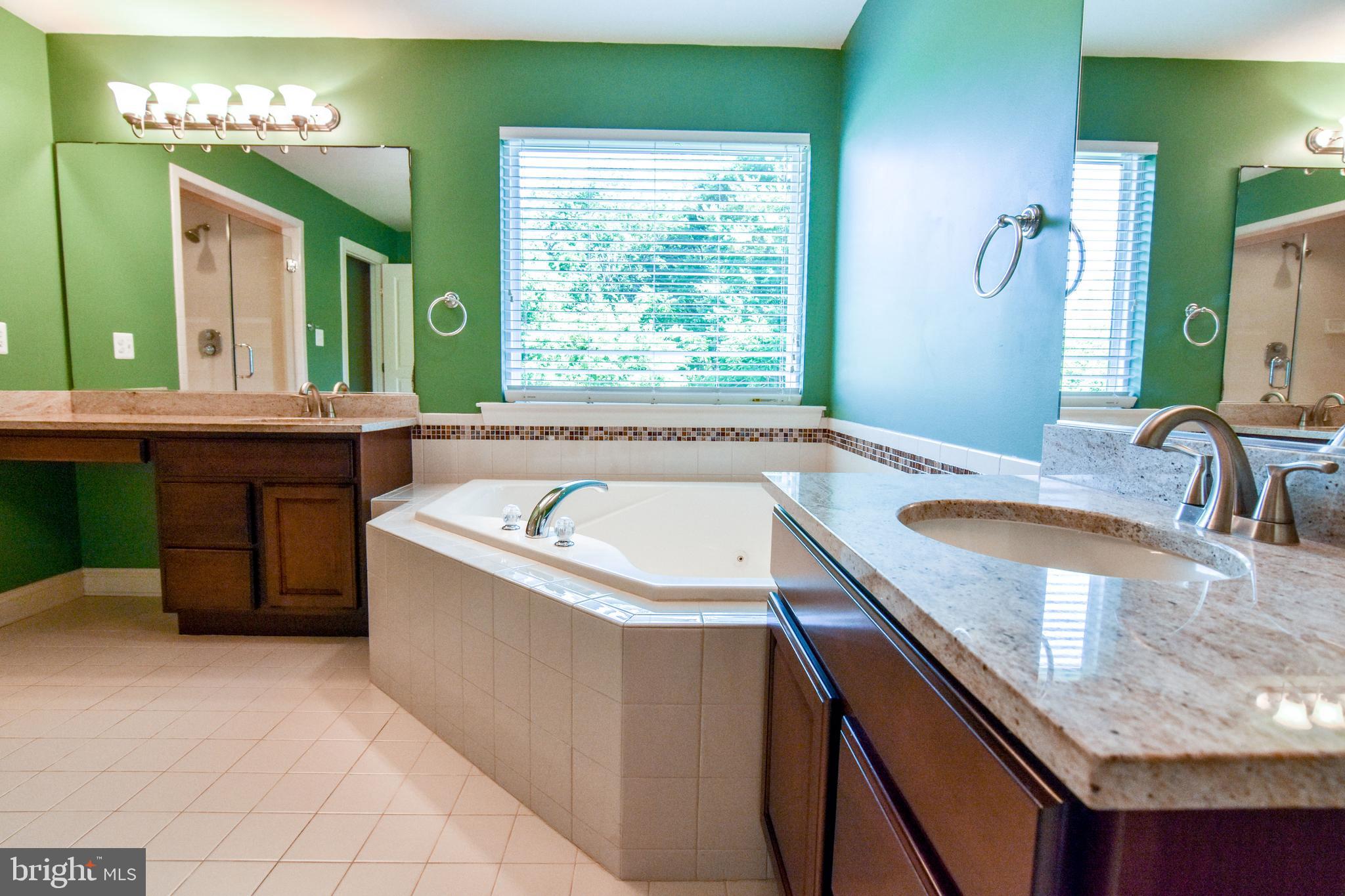 PEMBROOKE PHASE 2 - Residential Lease