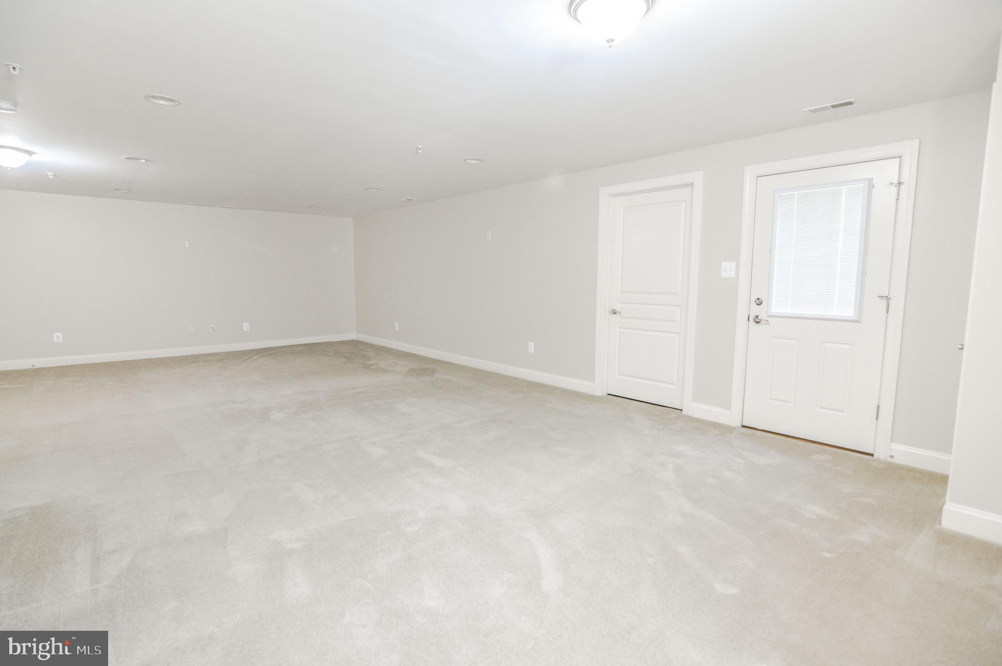 PEMBROOKE PHASE 2 - Residential Lease