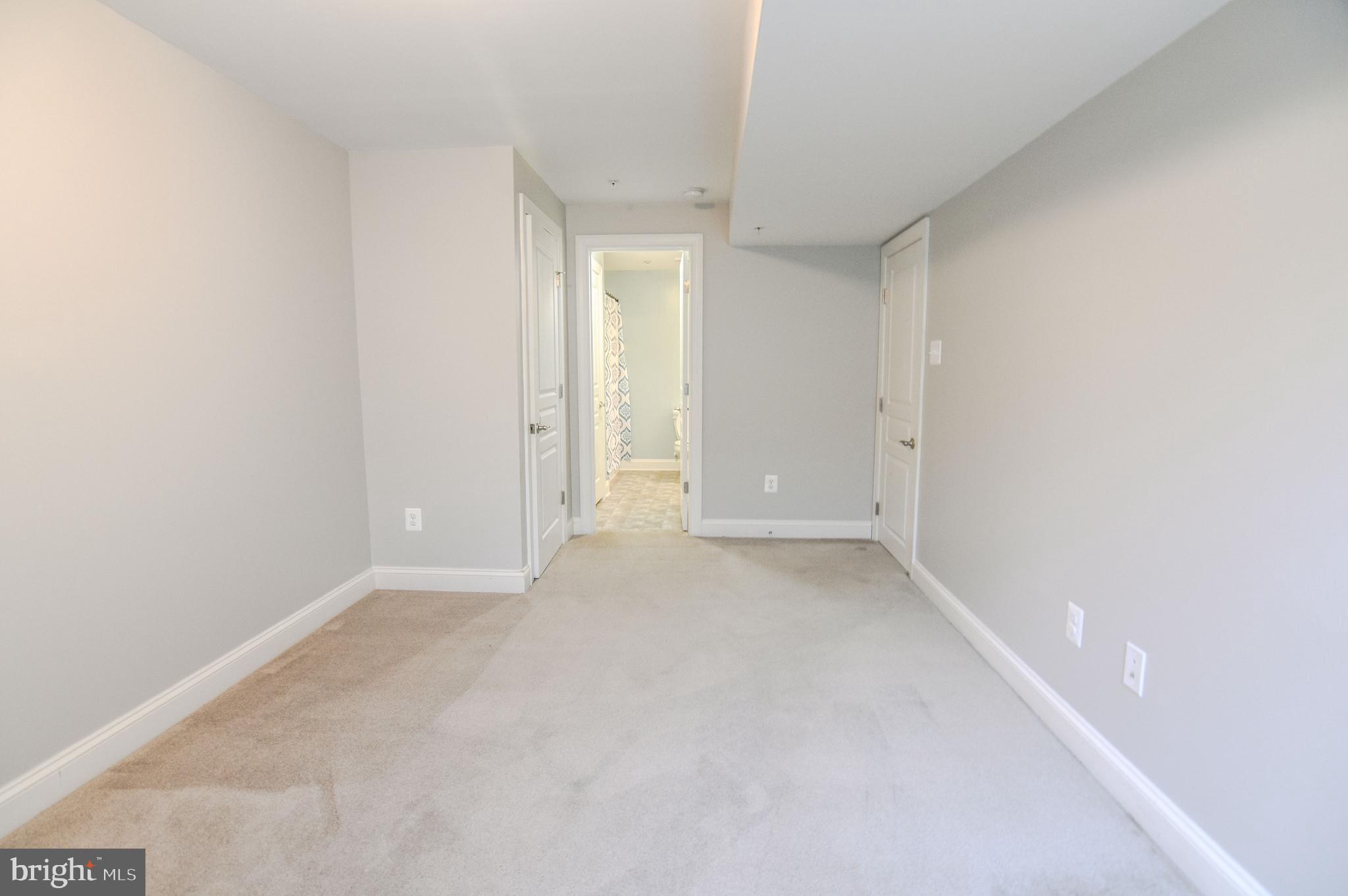 PEMBROOKE PHASE 2 - Residential Lease