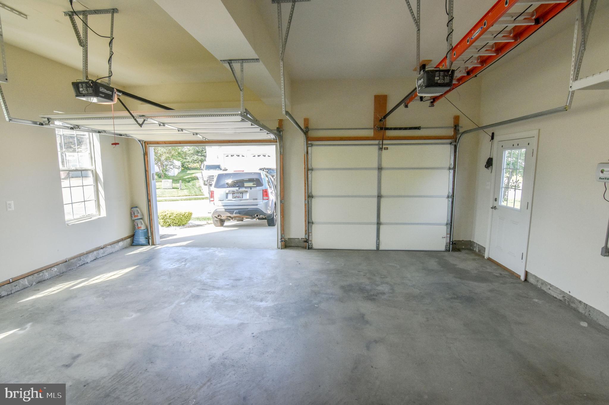 PEMBROOKE PHASE 2 - Residential Lease