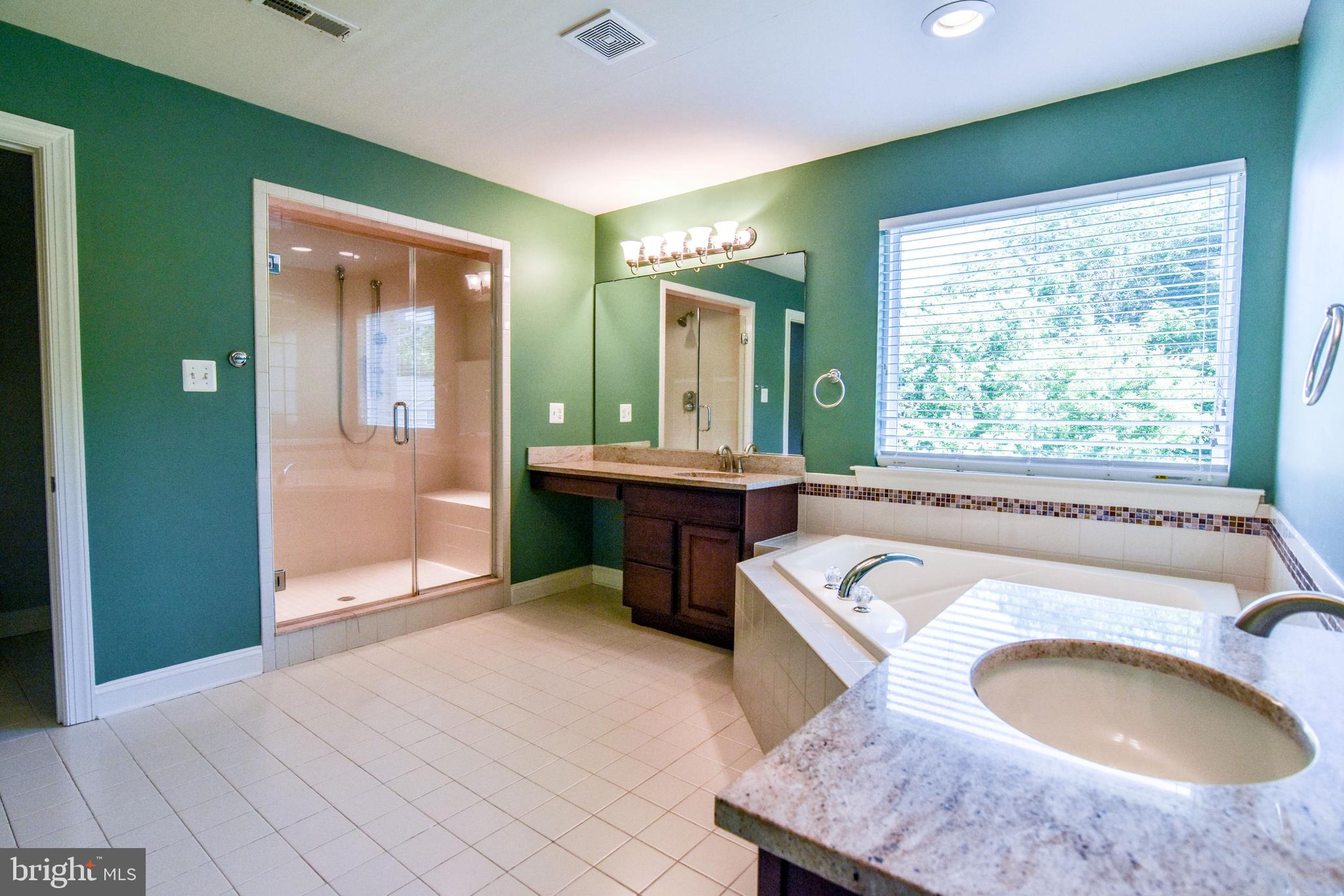 PEMBROOKE PHASE 2 - Residential Lease