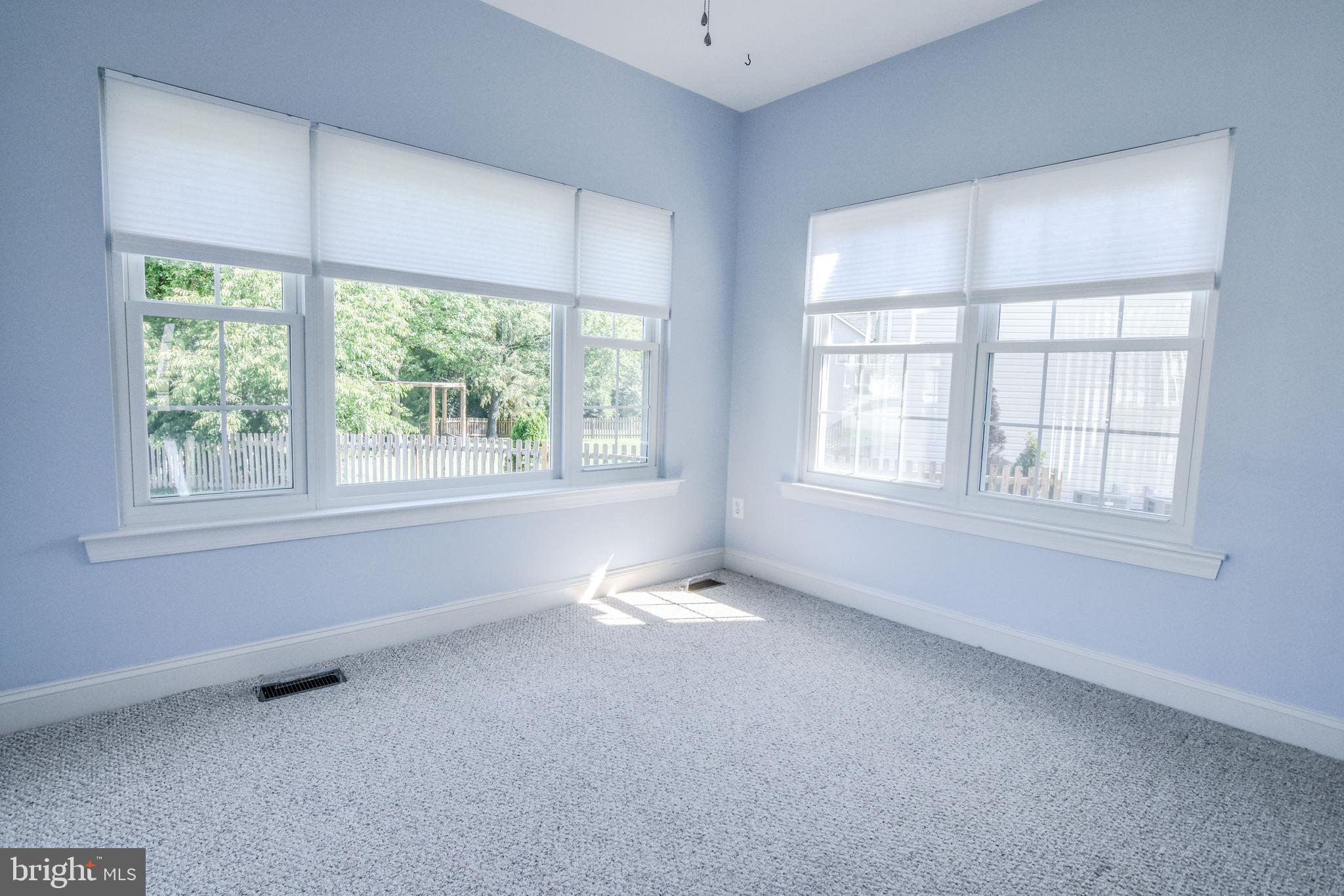 PEMBROOKE PHASE 2 - Residential Lease