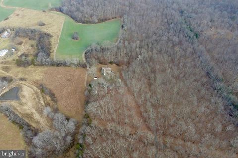 7389 LEEDS MANOR RD 7391 MARSHALL VA 20115