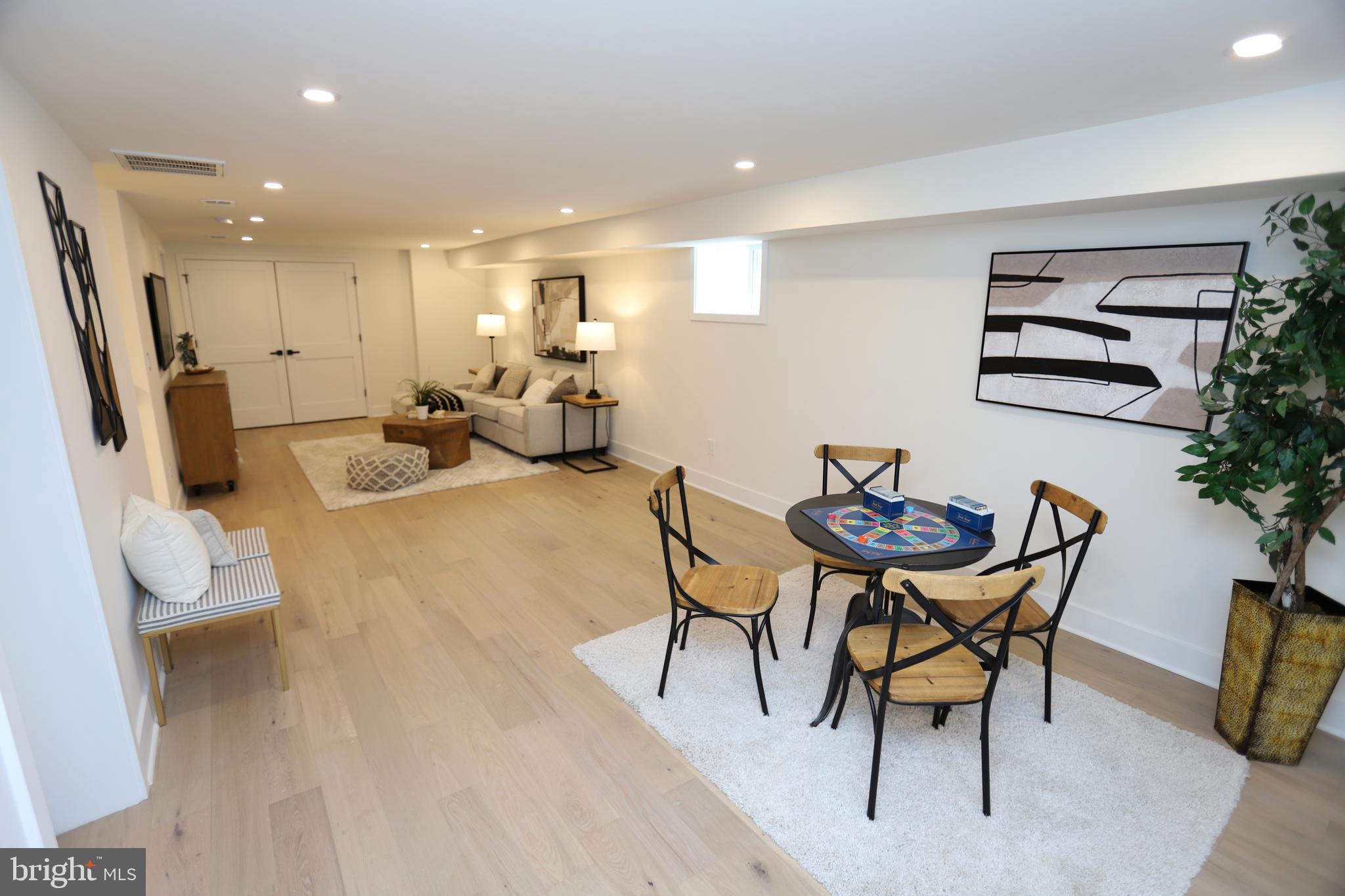 ROCK CREEK FOREST - Residential