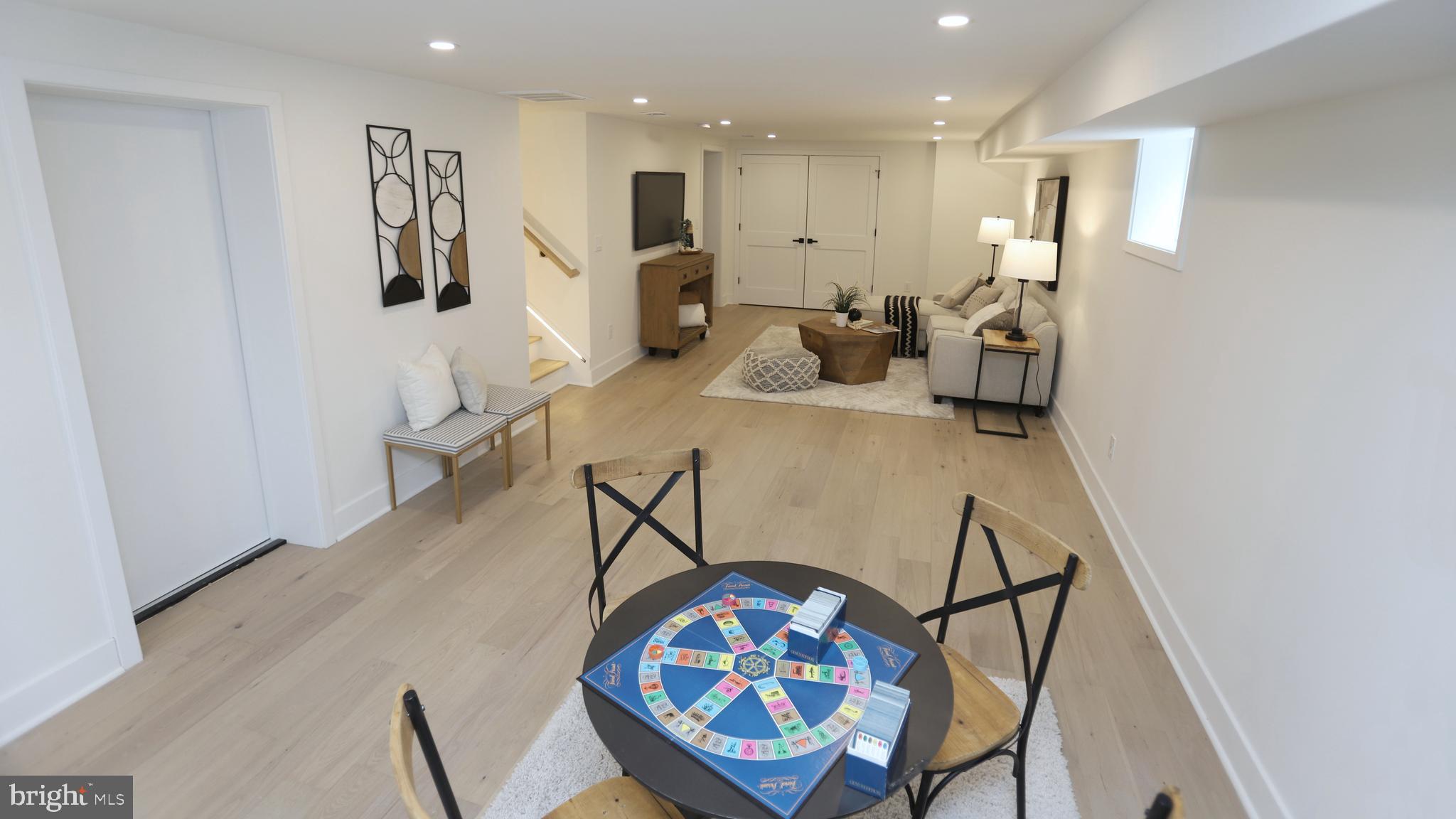 ROCK CREEK FOREST - Residential