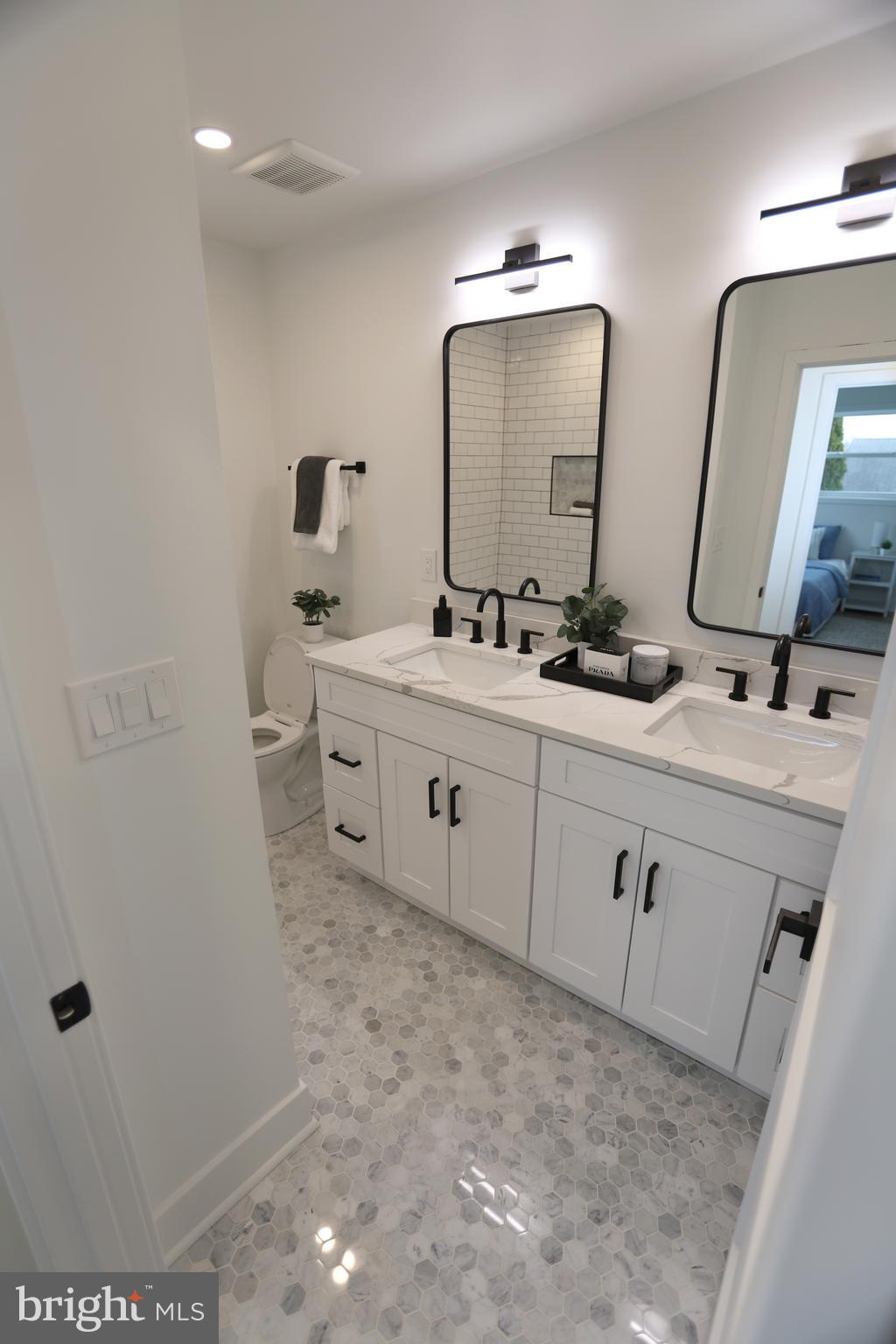 ROCK CREEK FOREST - Residential