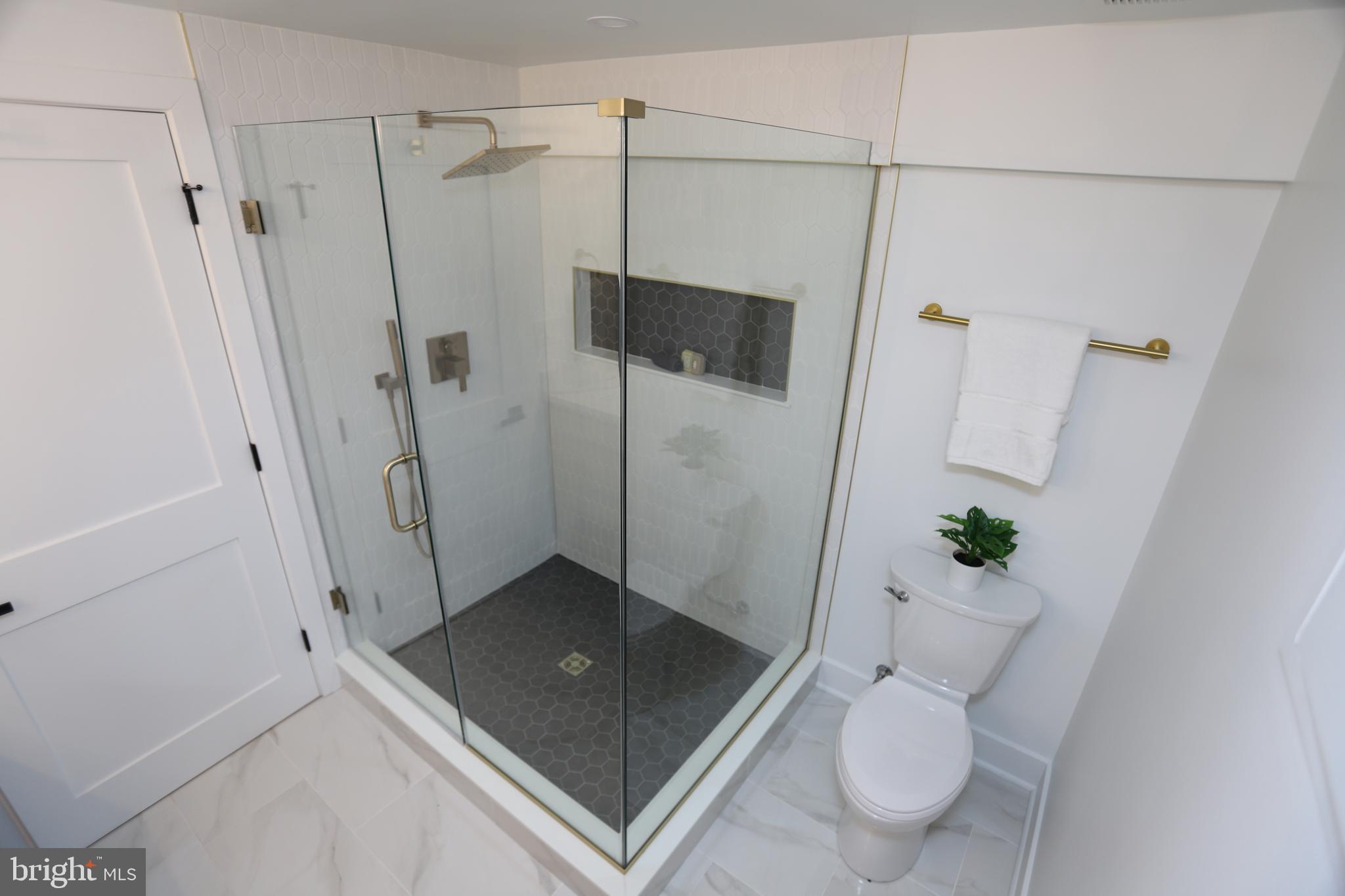 ROCK CREEK FOREST - Residential