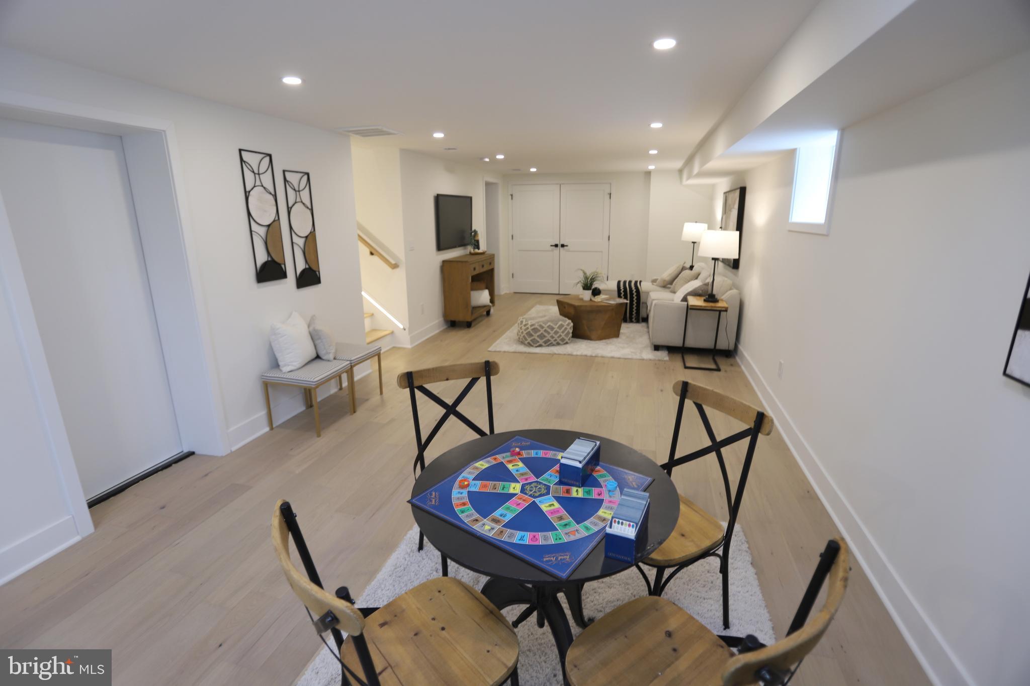 ROCK CREEK FOREST - Residential