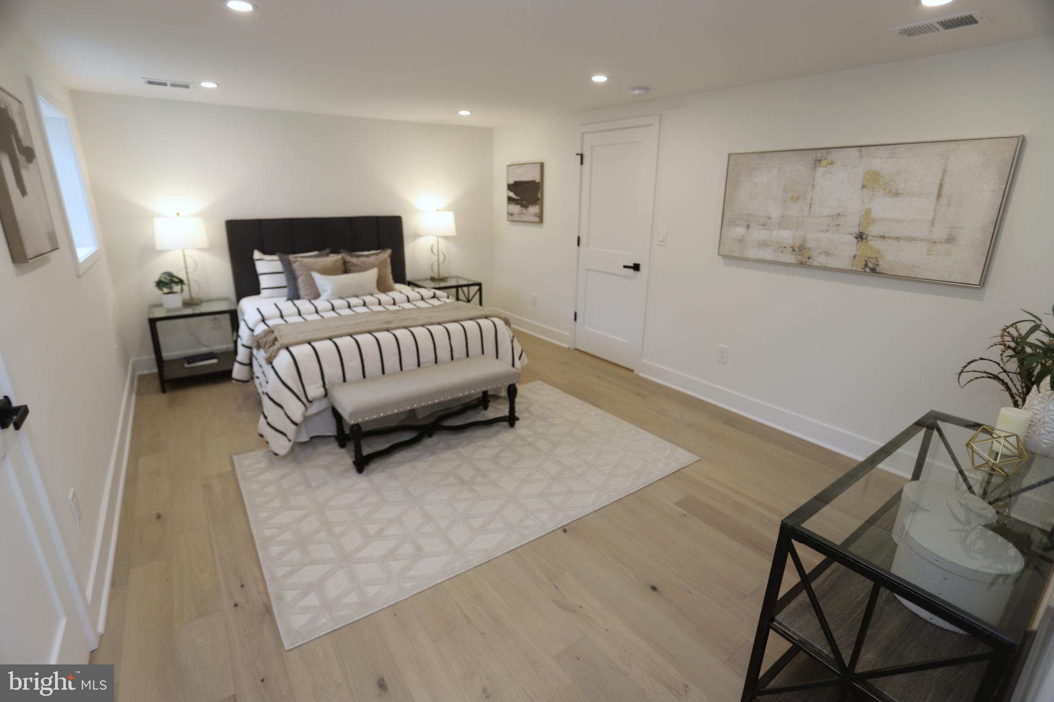 ROCK CREEK FOREST - Residential