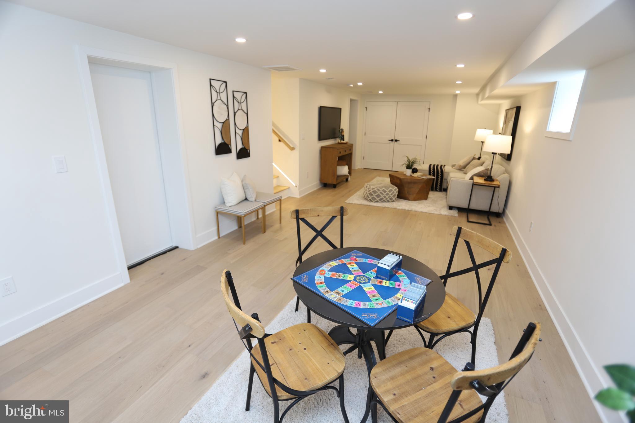 ROCK CREEK FOREST - Residential