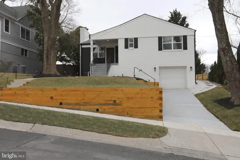 2706 Navarre Drive, Chevy Chase, MD 20815 - MLS#: MDMC2168960