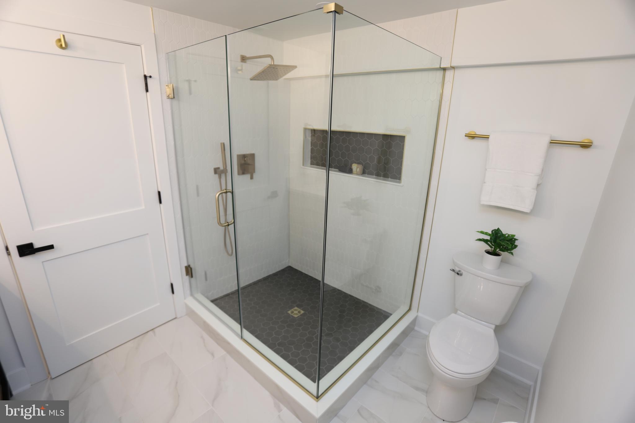 ROCK CREEK FOREST - Residential