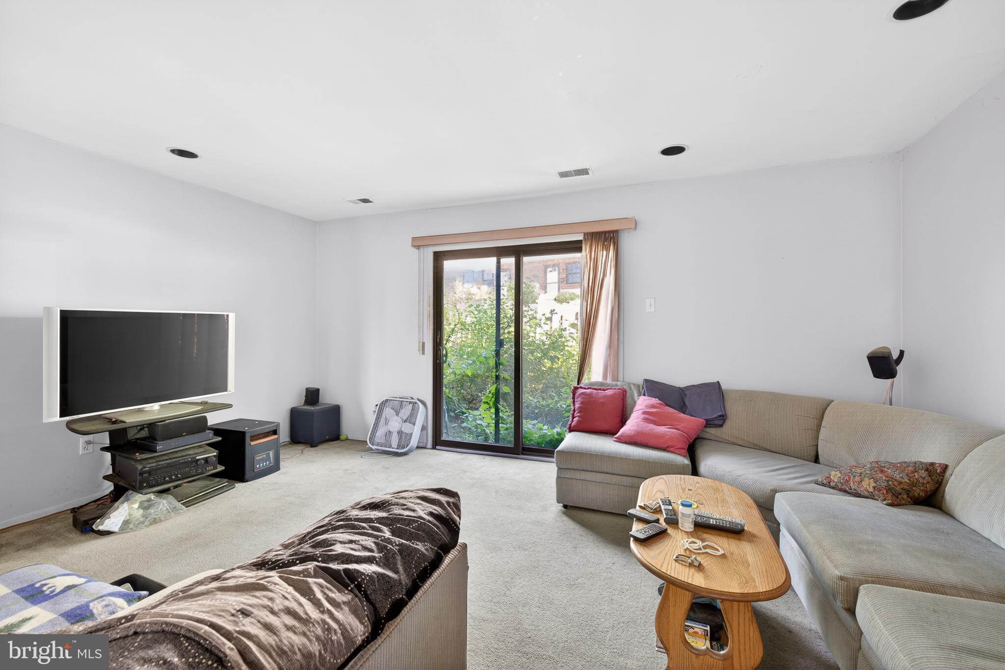 224 HOLLY DRIVE