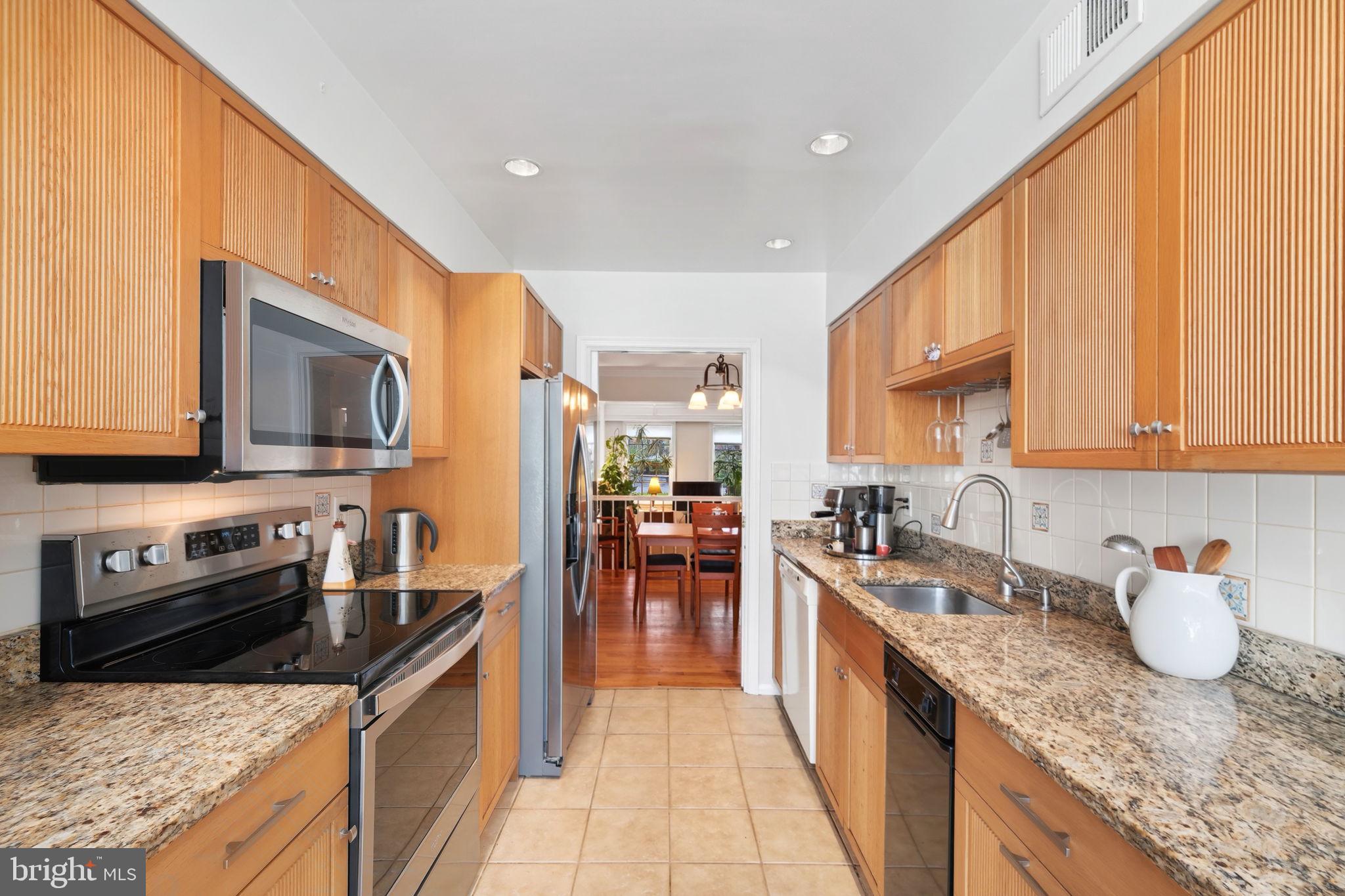 FALLSREACH - Residential