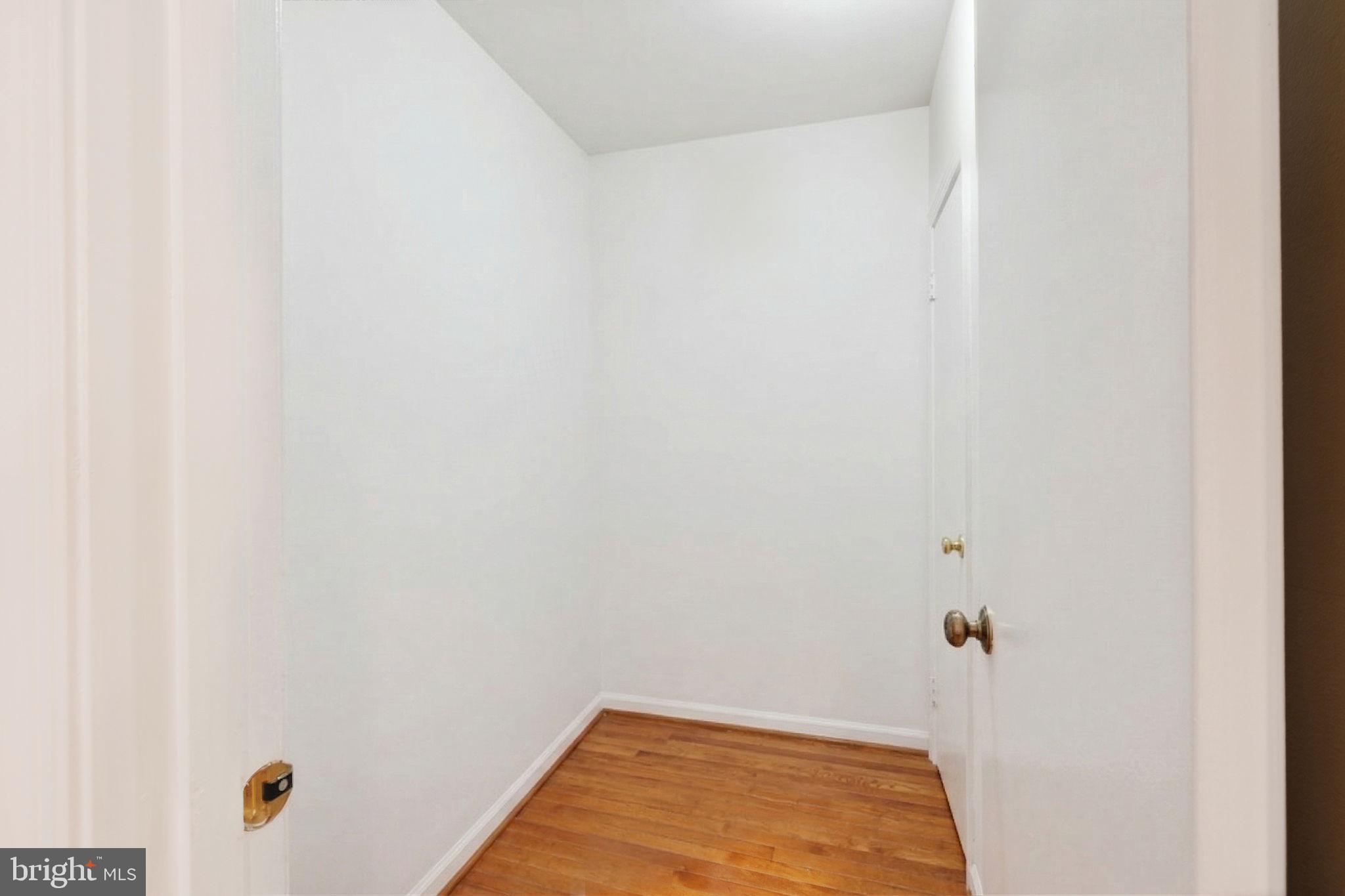 FALLSREACH - Residential