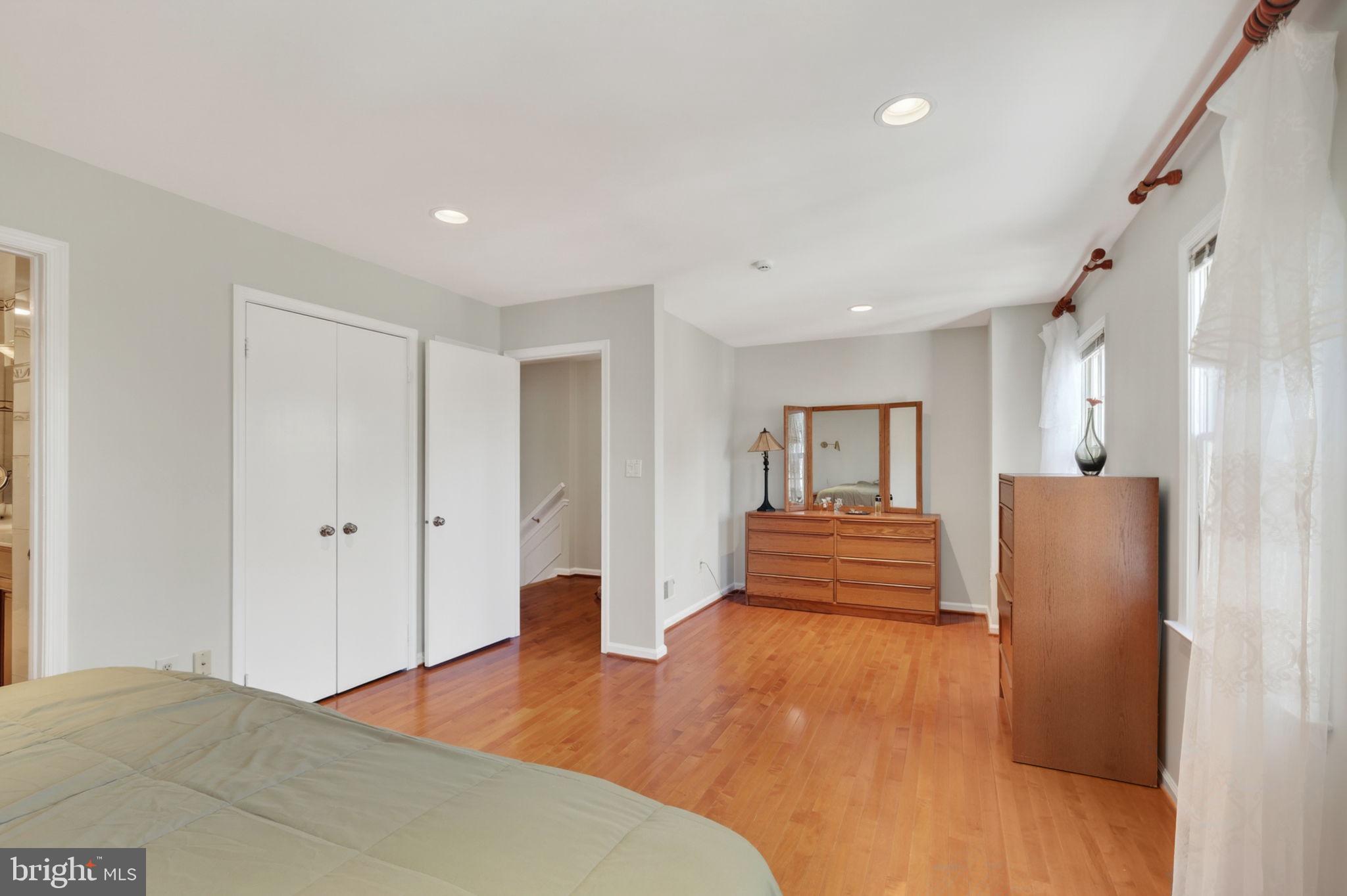 FALLSREACH - Residential