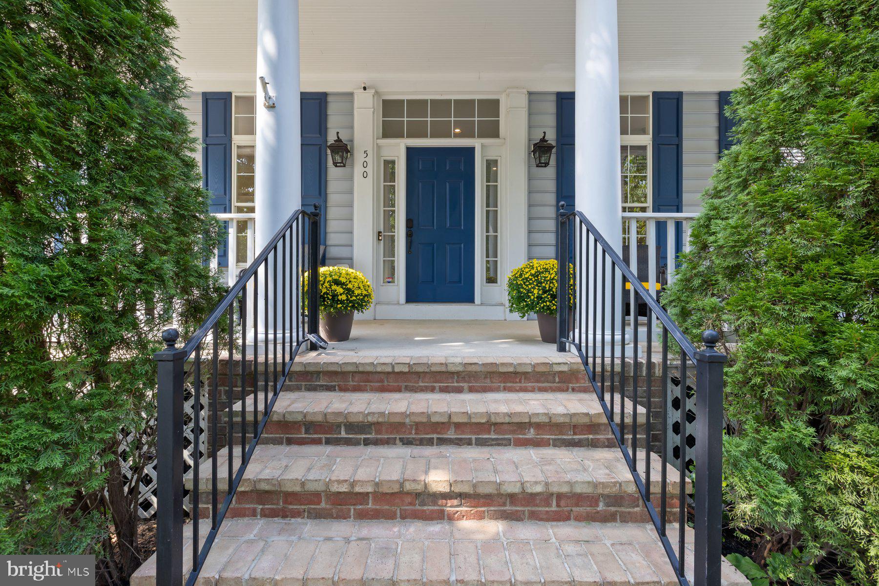 KING FARM WATKINS POND - Residential