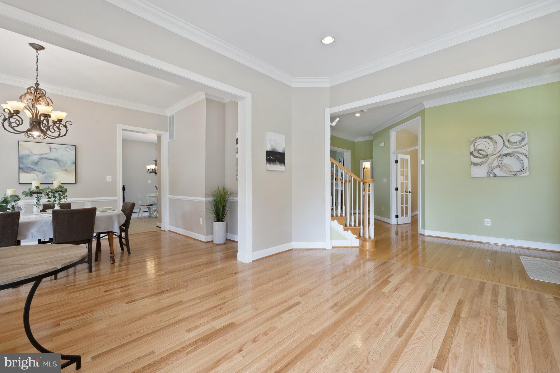 KING FARM WATKINS POND - Residential