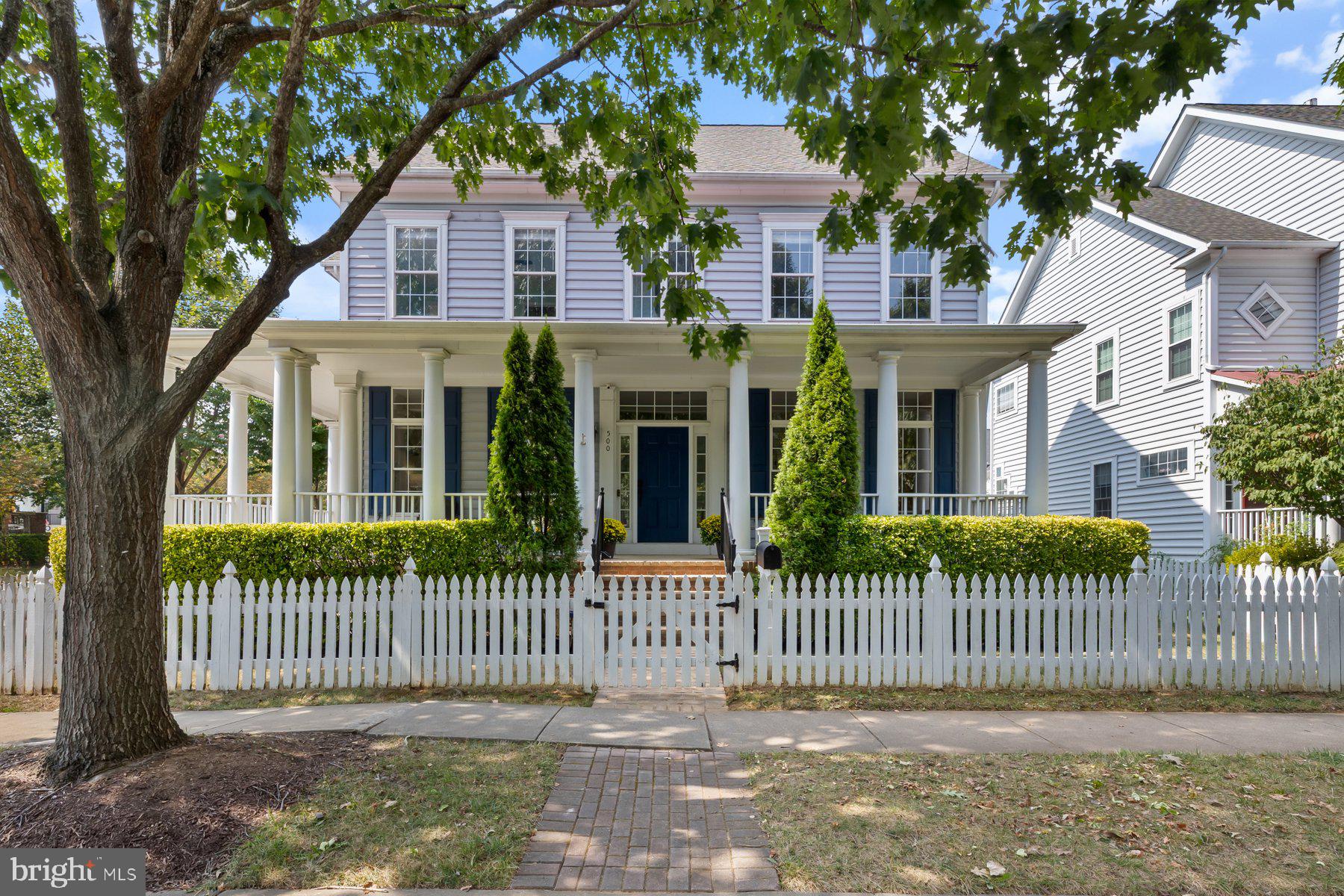 KING FARM WATKINS POND - Residential