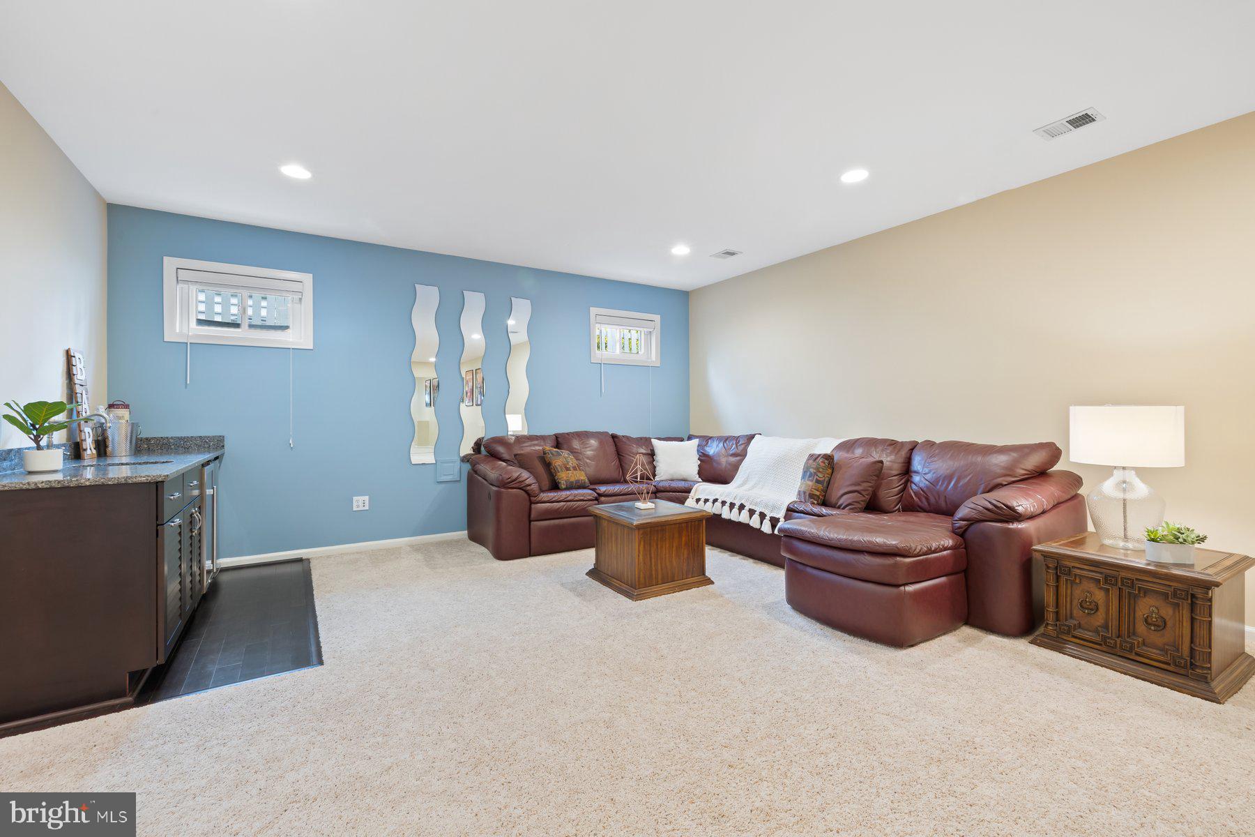 KING FARM WATKINS POND - Residential