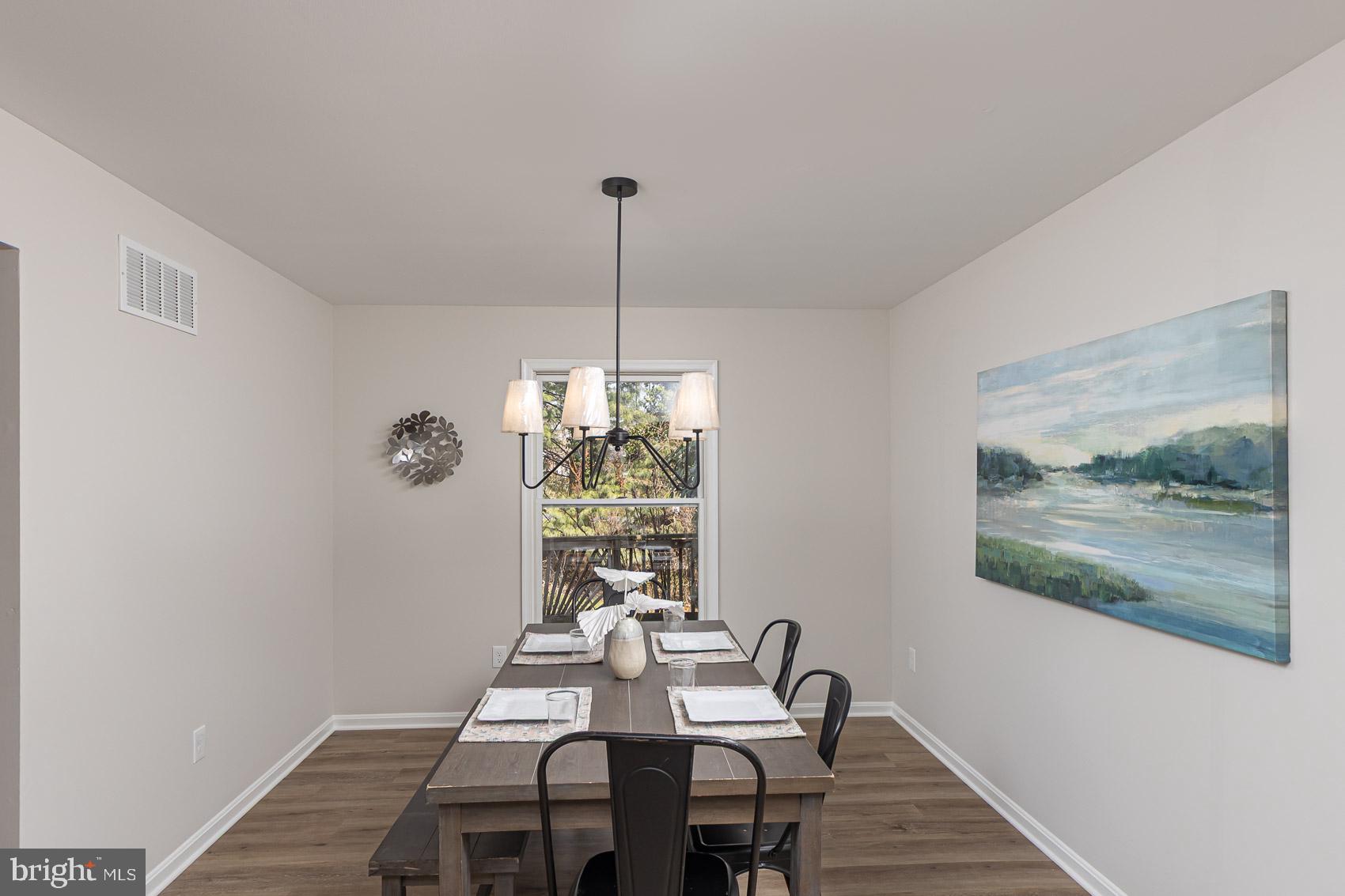 WOODRIDGE MANOR - Residential