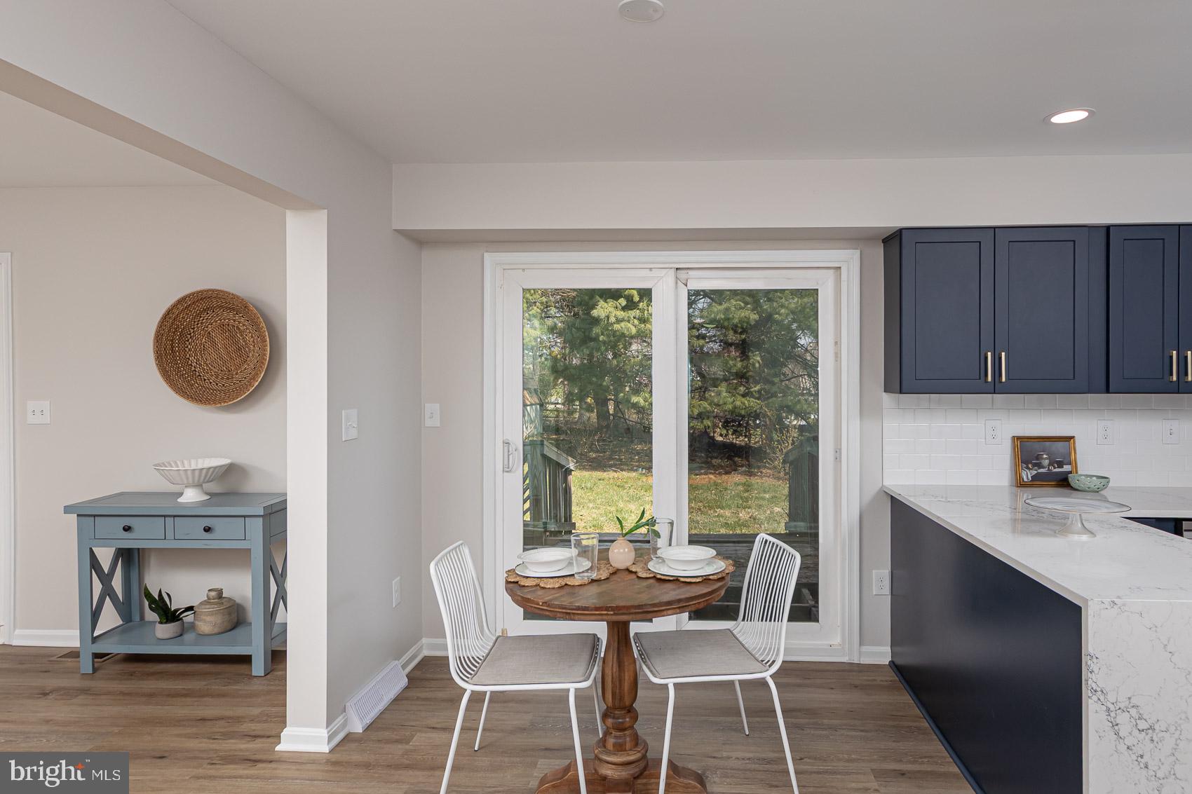 WOODRIDGE MANOR - Residential