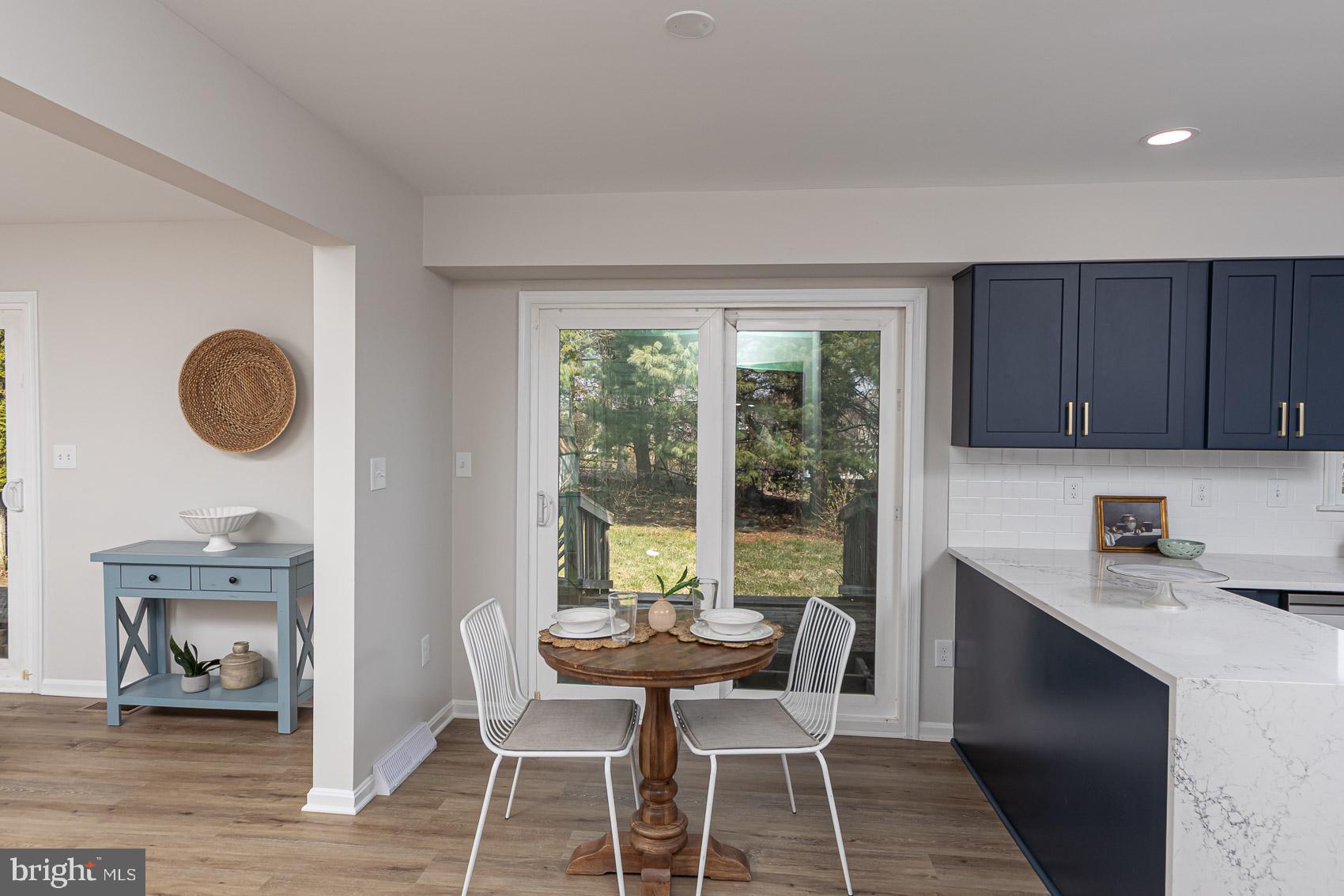 WOODRIDGE MANOR - Residential