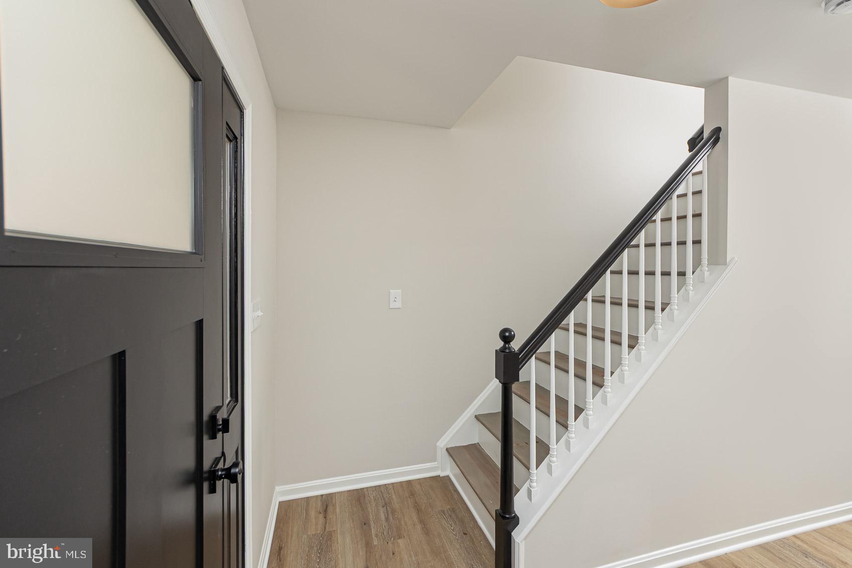 WOODRIDGE MANOR - Residential