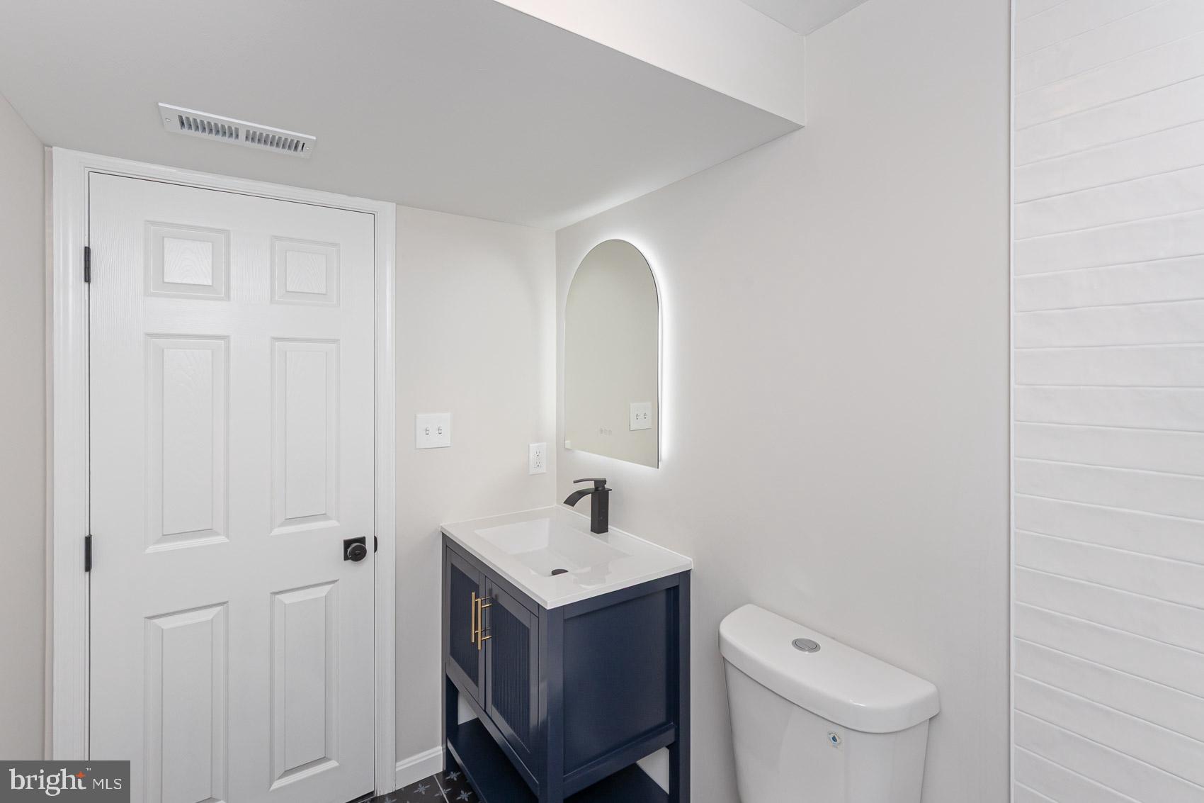 WOODRIDGE MANOR - Residential