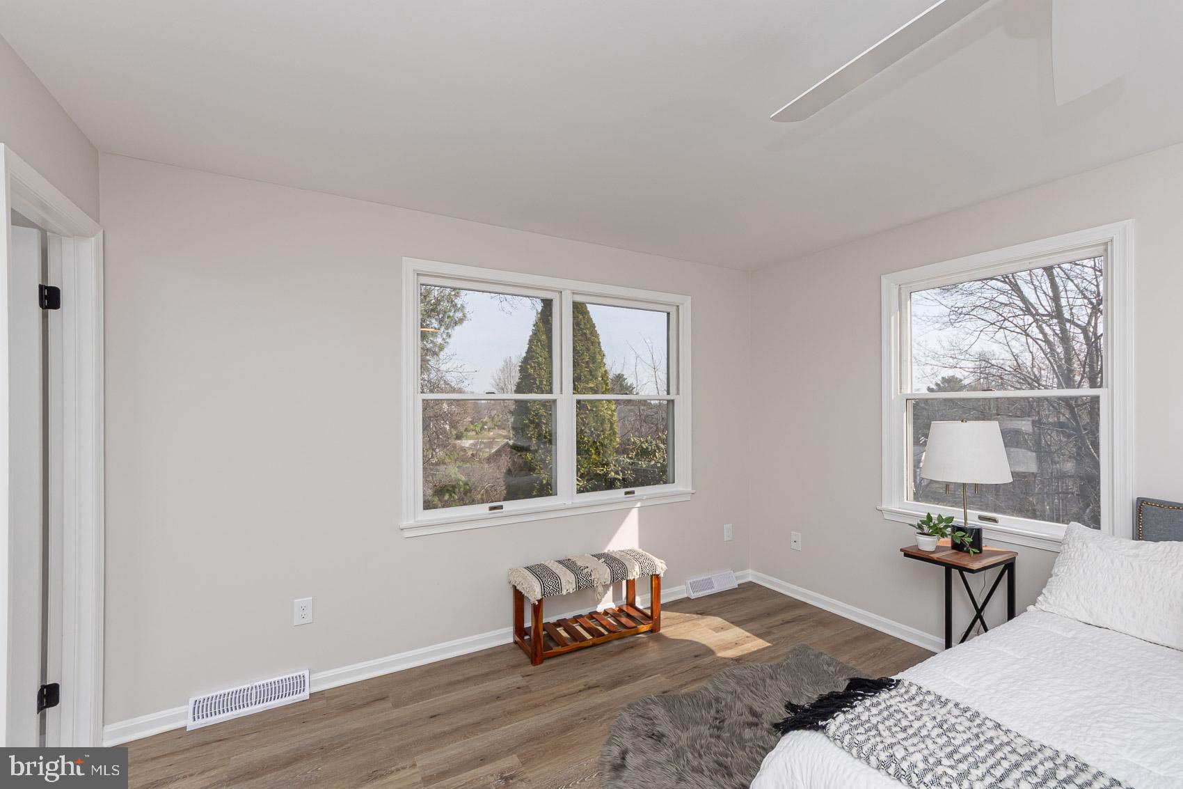 WOODRIDGE MANOR - Residential